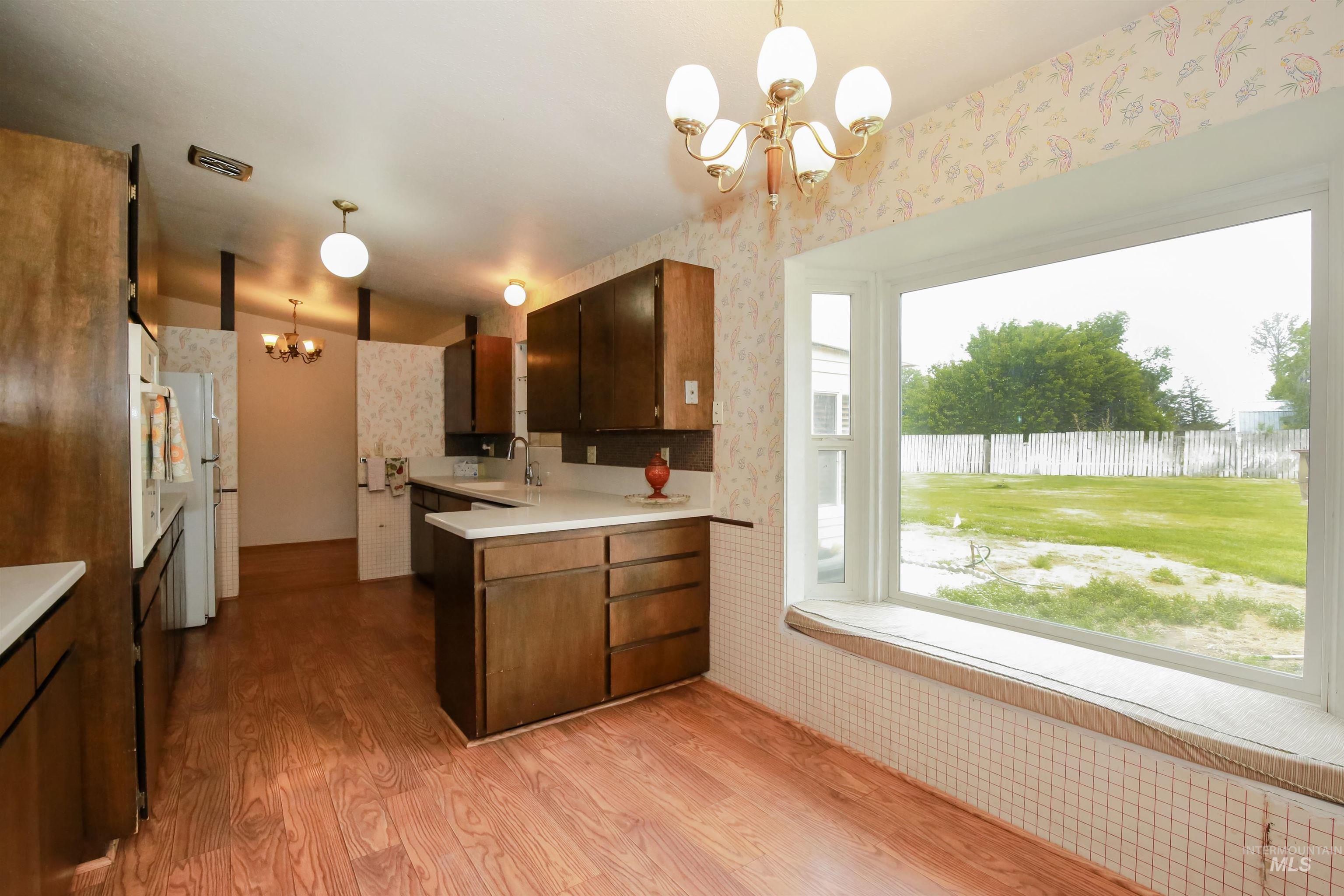 2411 Sunset Drive, Ontario, Oregon 97914, 4 Bedrooms, 2.5 Bathrooms, Residential For Sale, Price $450,000, 98989657