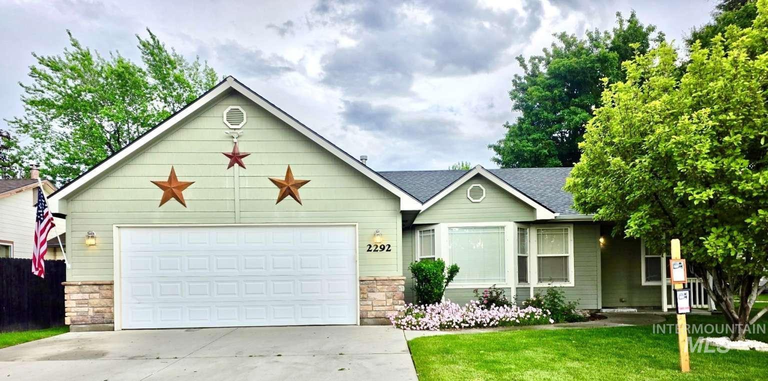 2292 N Siesta Way, Boise, Idaho 83704, 3 Bedrooms, 2 Bathrooms, Residential For Sale, Price $435,000, 98989658