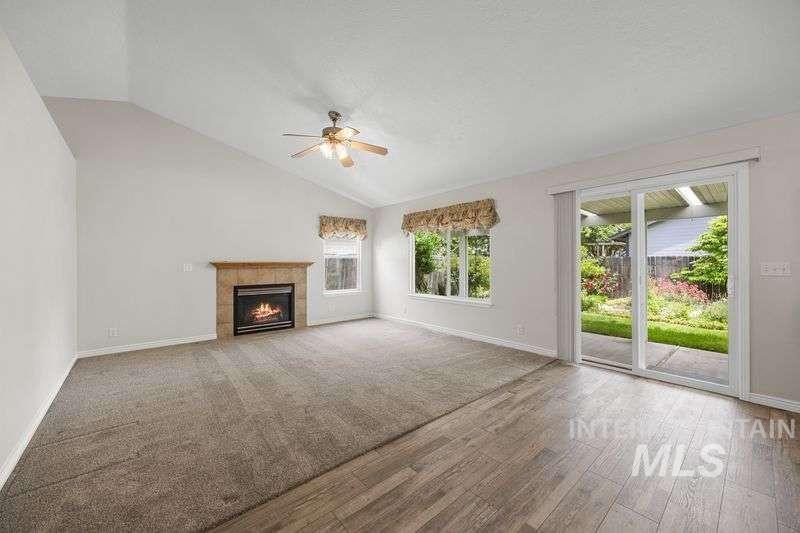 2292 N Siesta Way, Boise, Idaho 83704, 3 Bedrooms, 2 Bathrooms, Residential For Sale, Price $435,000, 98989658
