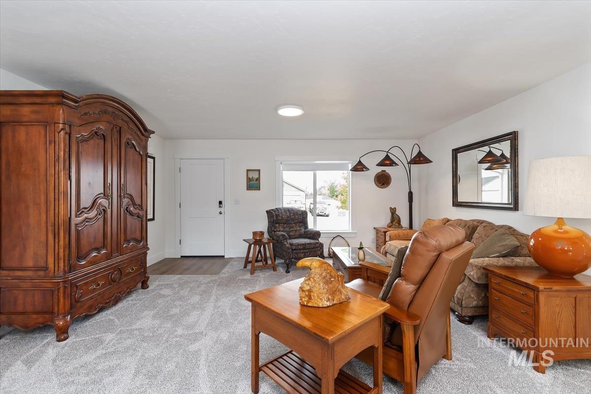 1840 Regency Way, Emmett, Idaho 83617, 3 Bedrooms, 2 Bathrooms, Residential For Sale, Price $399,000, 98989659