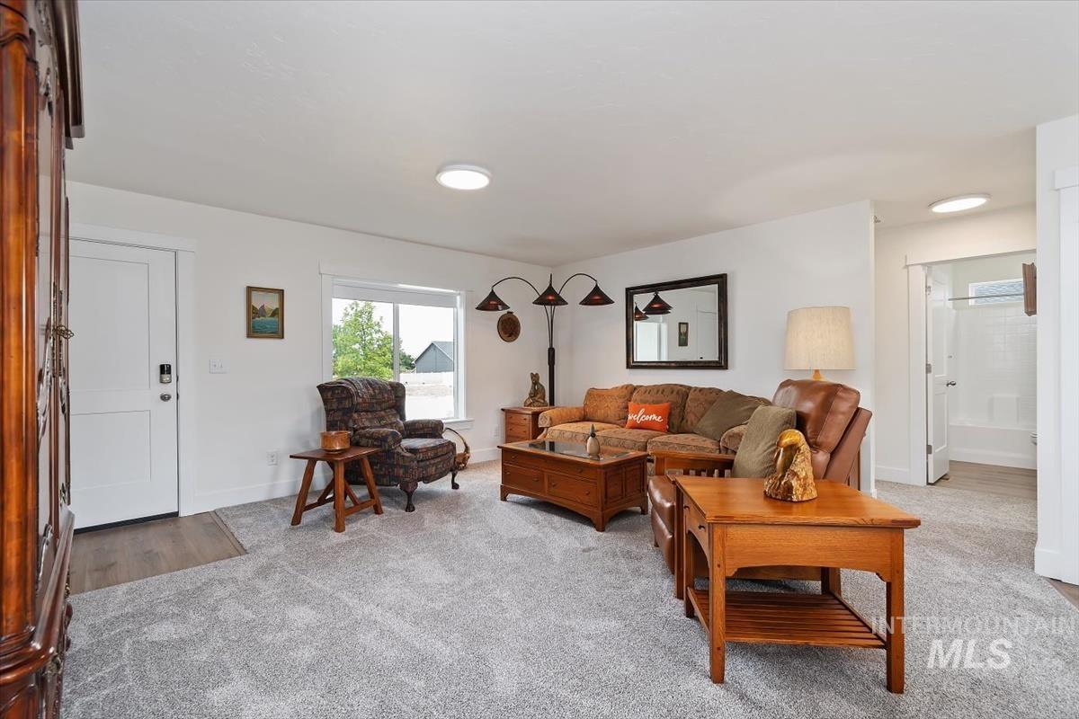 1840 Regency Way, Emmett, Idaho 83617, 3 Bedrooms, 2 Bathrooms, Residential For Sale, Price $399,000, 98989659