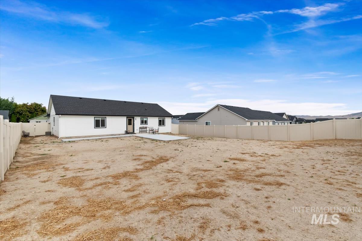 1840 Regency Way, Emmett, Idaho 83617, 3 Bedrooms, 2 Bathrooms, Residential For Sale, Price $399,000, 98989659