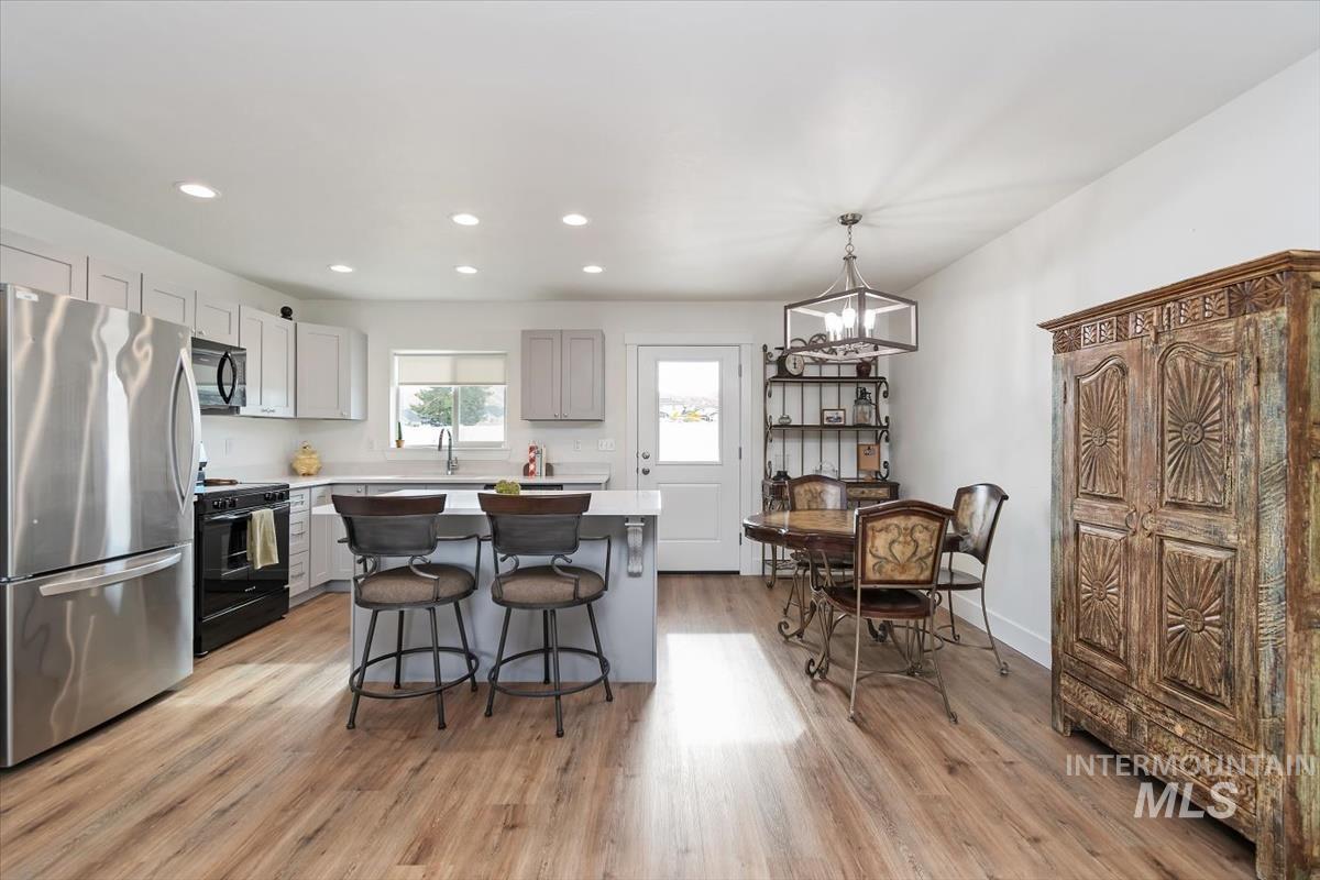 1840 Regency Way, Emmett, Idaho 83617, 3 Bedrooms, 2 Bathrooms, Residential For Sale, Price $399,000, 98989659