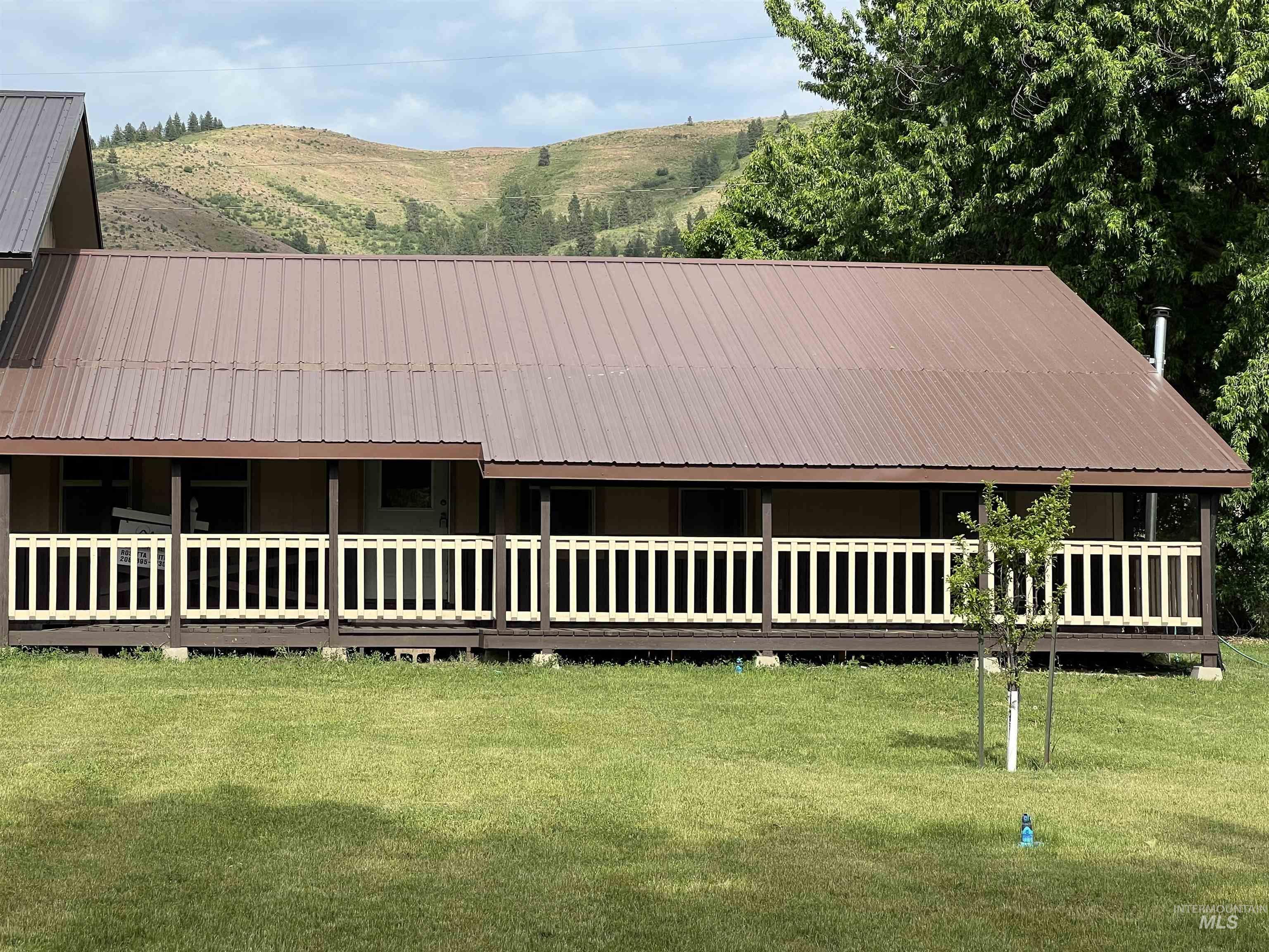 305 1/2 Clarendon, Council, Idaho 83612, 2 Bedrooms, 2 Bathrooms, Residential For Sale, Price $365,000, 98989660