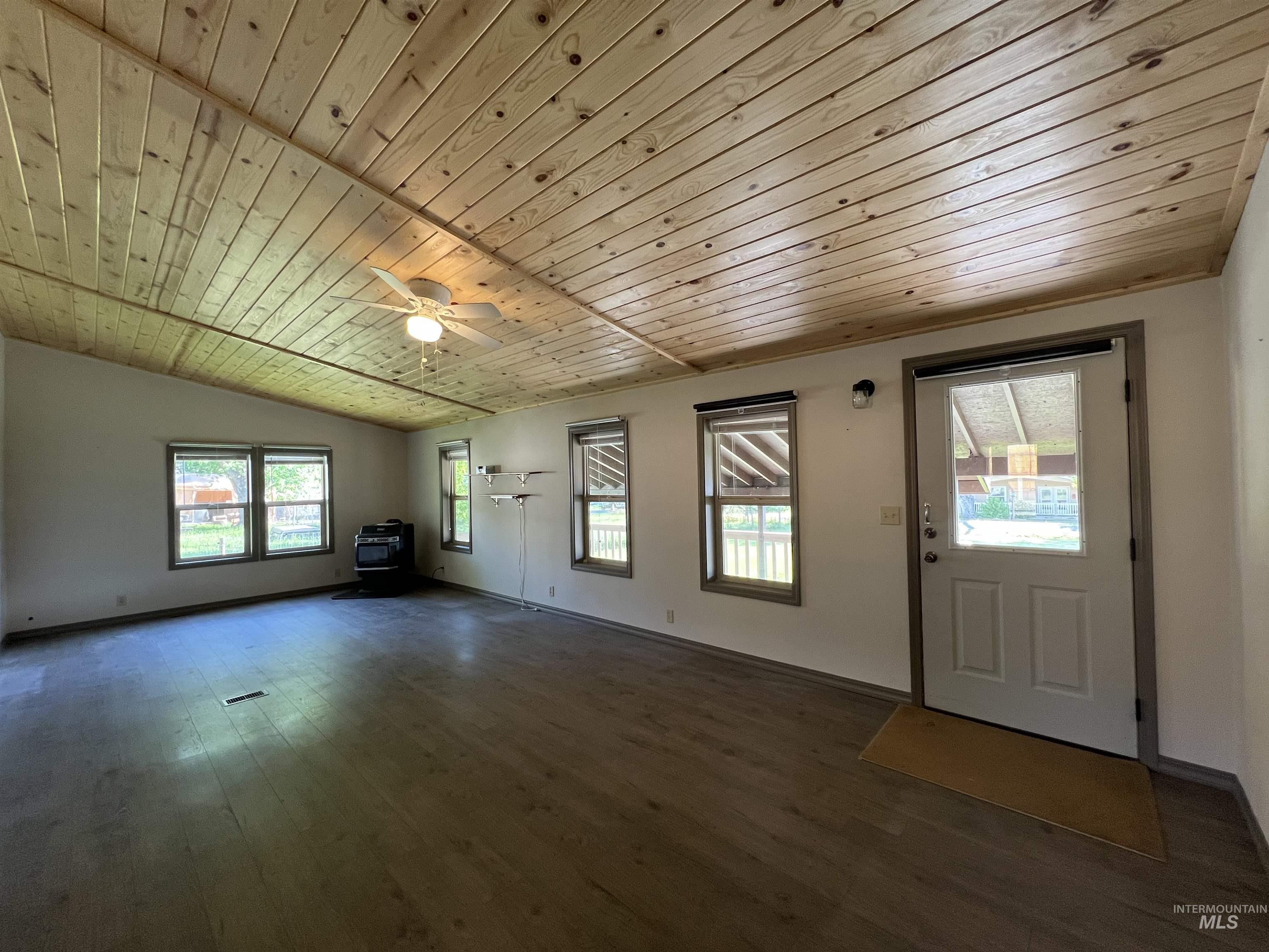 305 1/2 Clarendon, Council, Idaho 83612, 2 Bedrooms, 2 Bathrooms, Residential For Sale, Price $365,000, 98989660