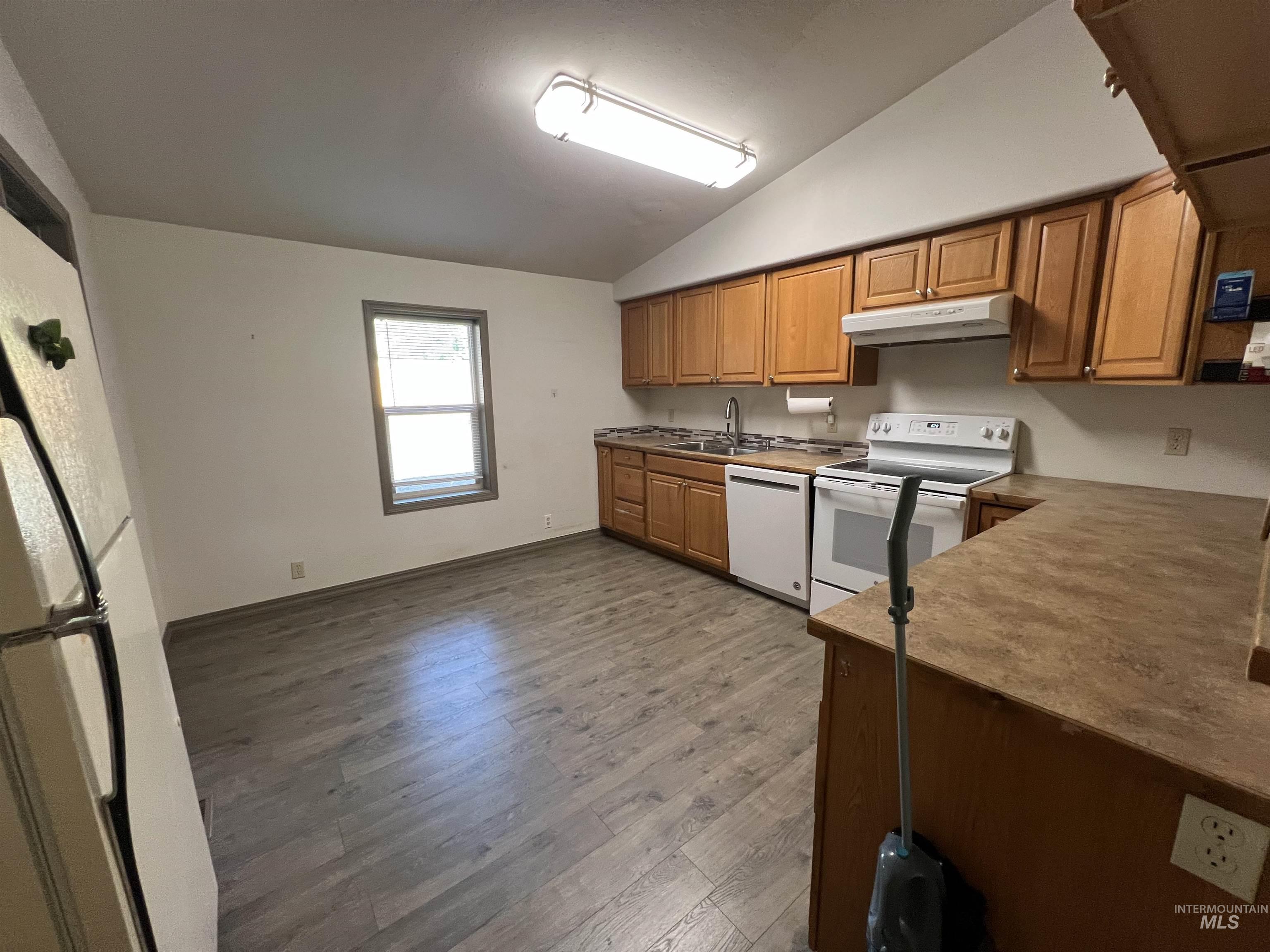 305 1/2 Clarendon, Council, Idaho 83612, 2 Bedrooms, 2 Bathrooms, Residential For Sale, Price $365,000, 98989660