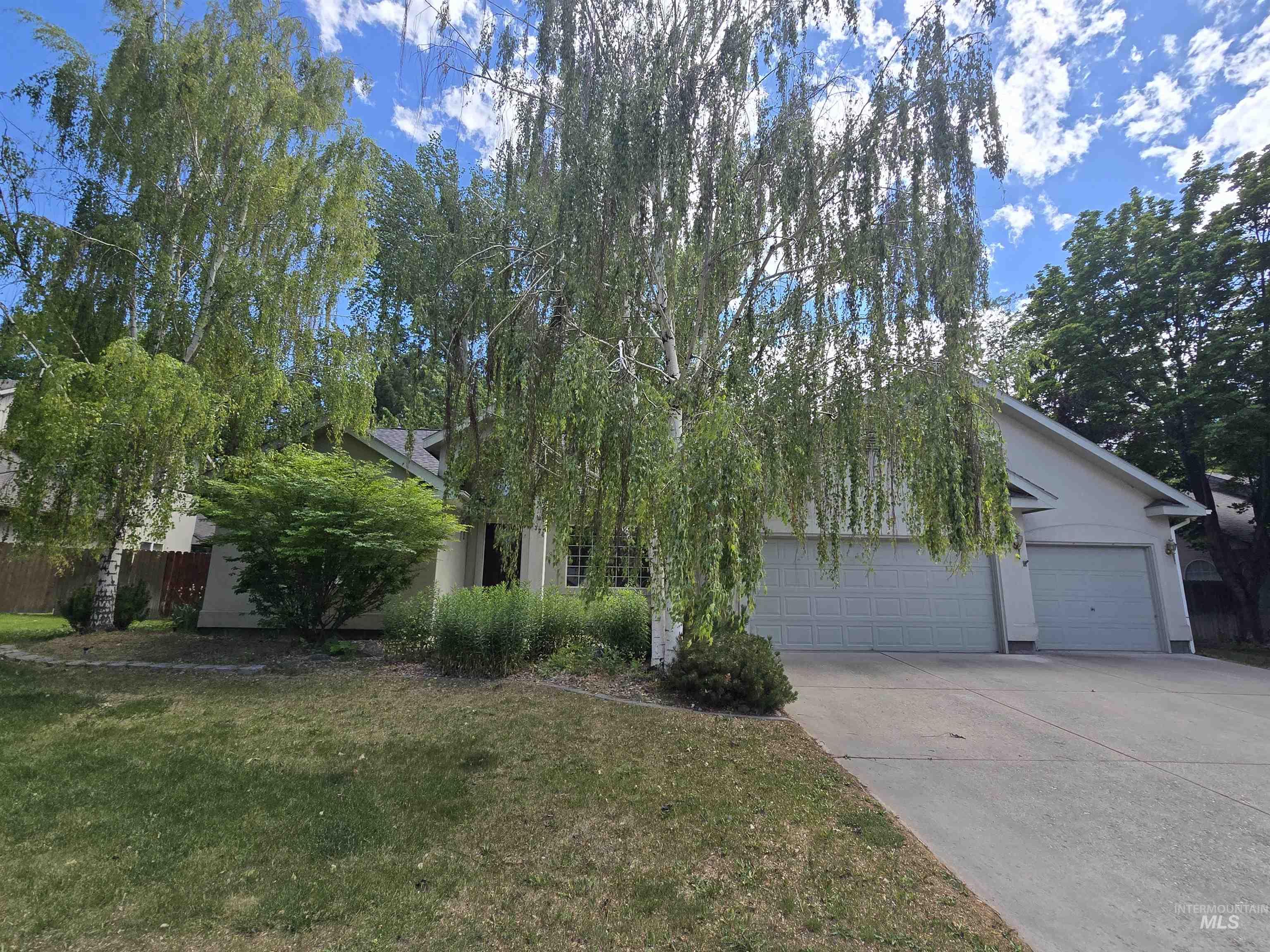 1374 Galena Drive, Twin Falls, Idaho 83301, 4 Bedrooms, 2 Bathrooms, Residential For Sale, Price $389,900, 98989663