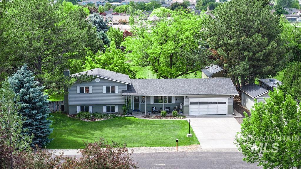 2992 9th Ave E, Twin Falls, Idaho 83301, 4 Bedrooms, 4 Bathrooms, Residential For Sale, Price $540,000, 98989670