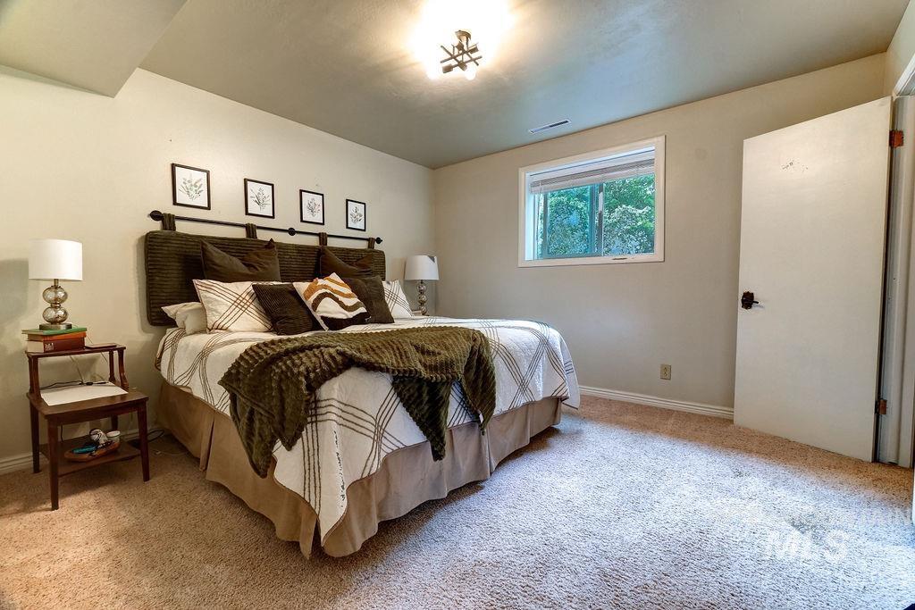 2992 9th Ave E, Twin Falls, Idaho 83301, 4 Bedrooms, 4 Bathrooms, Residential For Sale, Price $540,000, 98989670