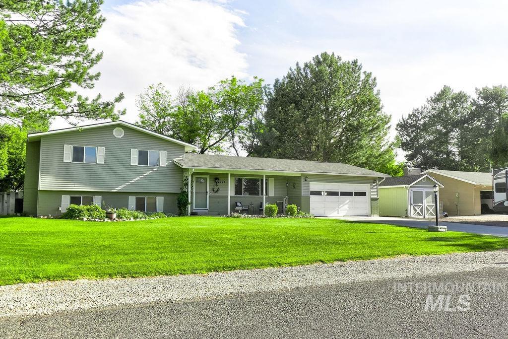 2992 9th Ave E, Twin Falls, Idaho 83301, 4 Bedrooms, 4 Bathrooms, Residential For Sale, Price $540,000, 98989670