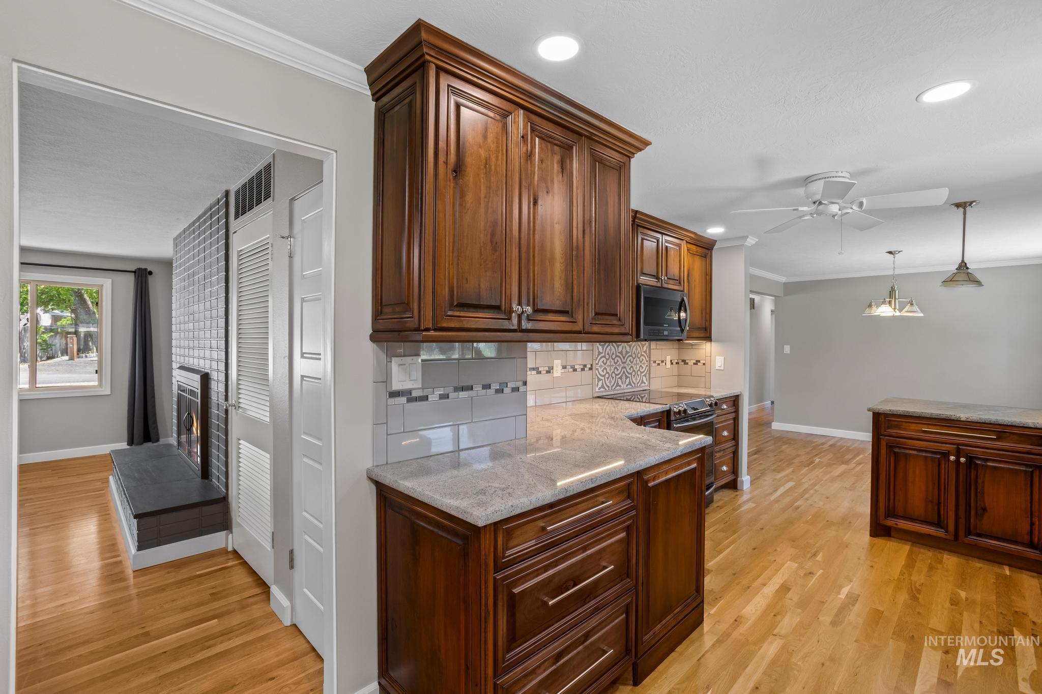 7201 W Maxwell, Boise, Idaho 83704, 5 Bedrooms, 2 Bathrooms, Residential For Sale, Price $699,900, 98989672