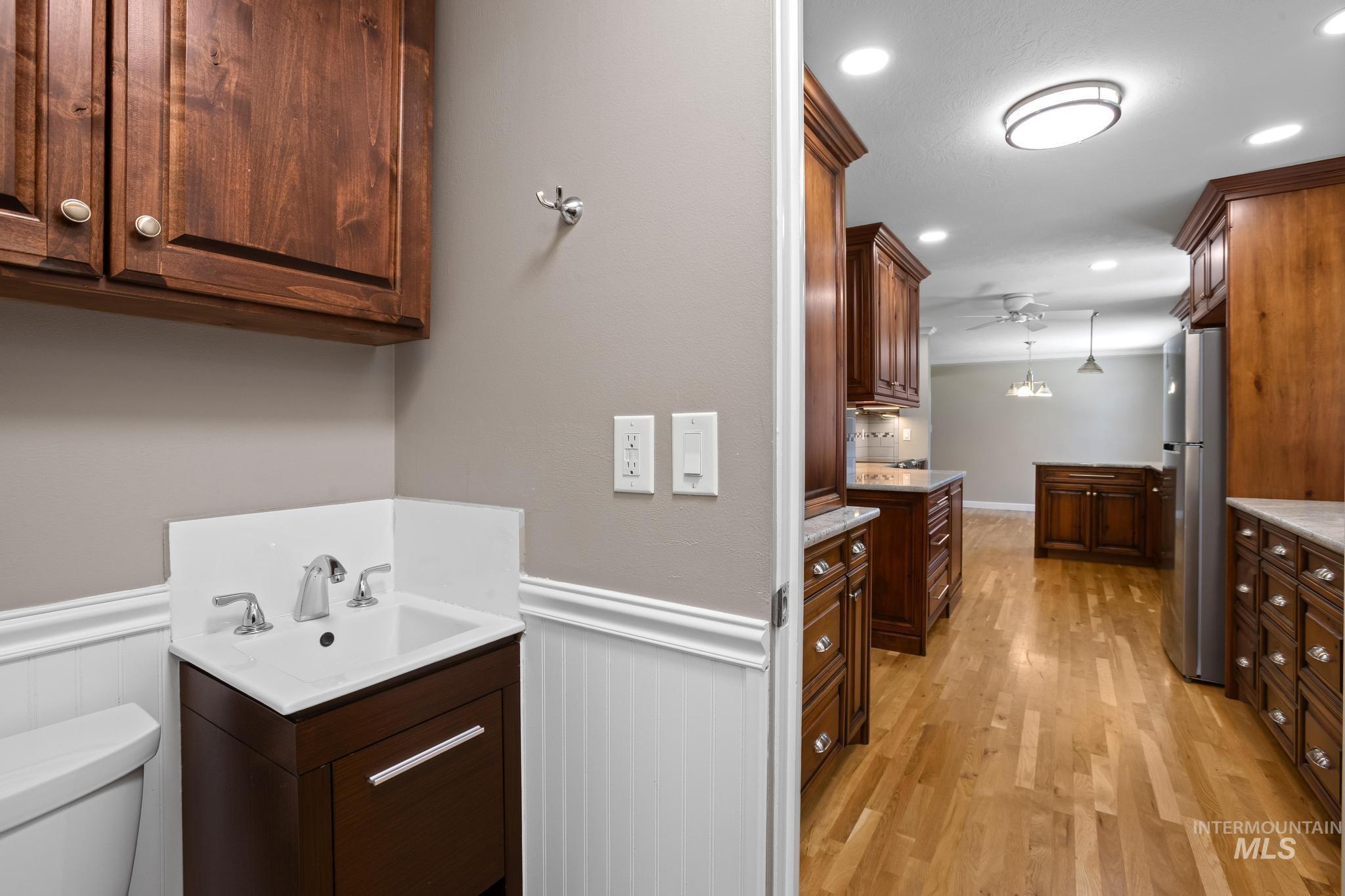 7201 W Maxwell, Boise, Idaho 83704, 5 Bedrooms, 2 Bathrooms, Residential For Sale, Price $699,900, 98989672