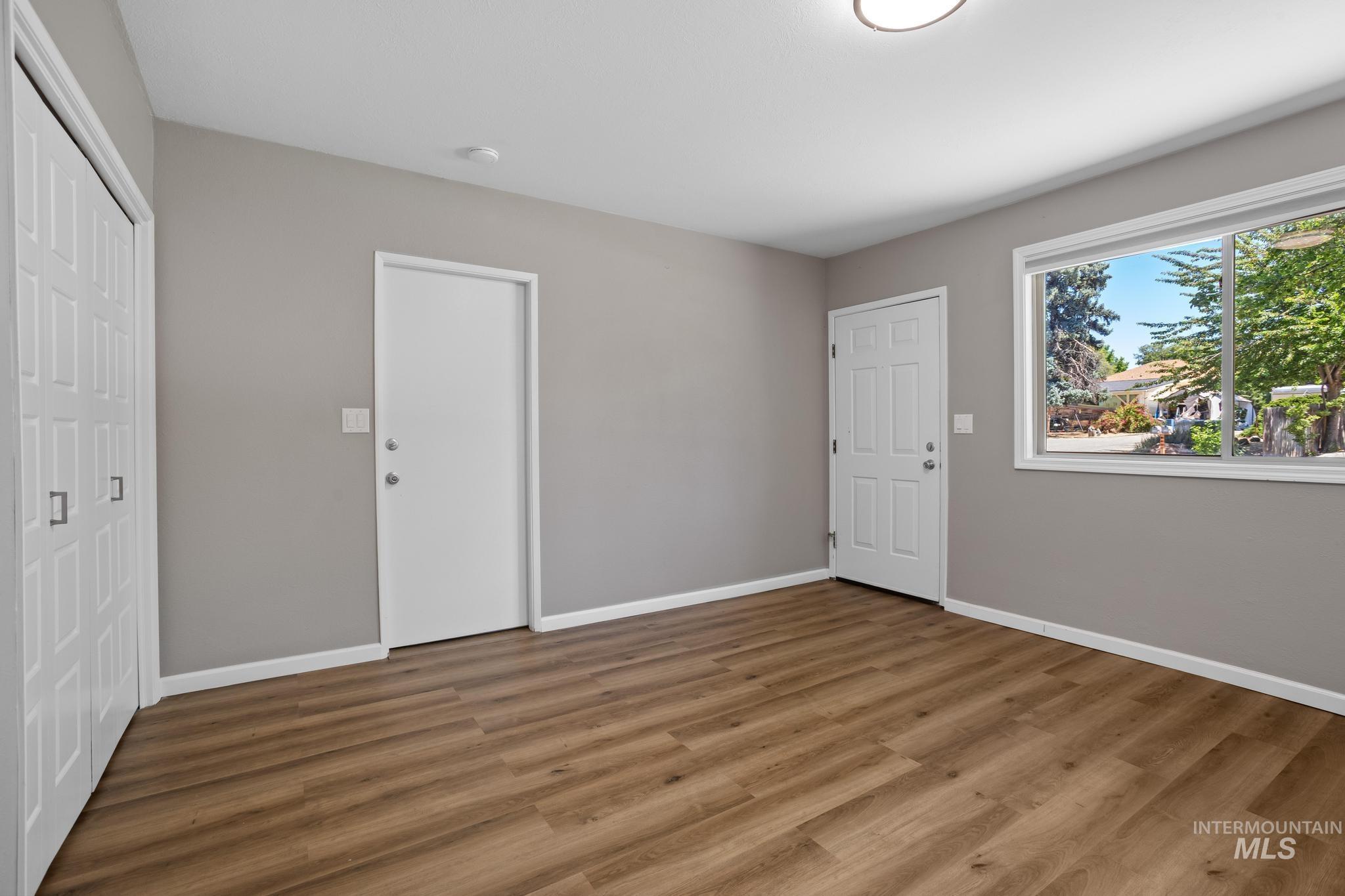 7201 W Maxwell, Boise, Idaho 83704, 5 Bedrooms, 2 Bathrooms, Residential For Sale, Price $699,900, 98989672
