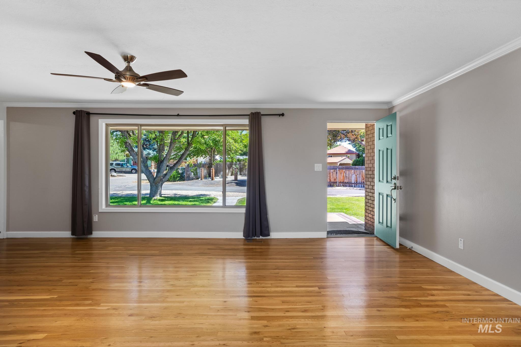 7201 W Maxwell, Boise, Idaho 83704, 5 Bedrooms, 2 Bathrooms, Residential For Sale, Price $699,900, 98989672