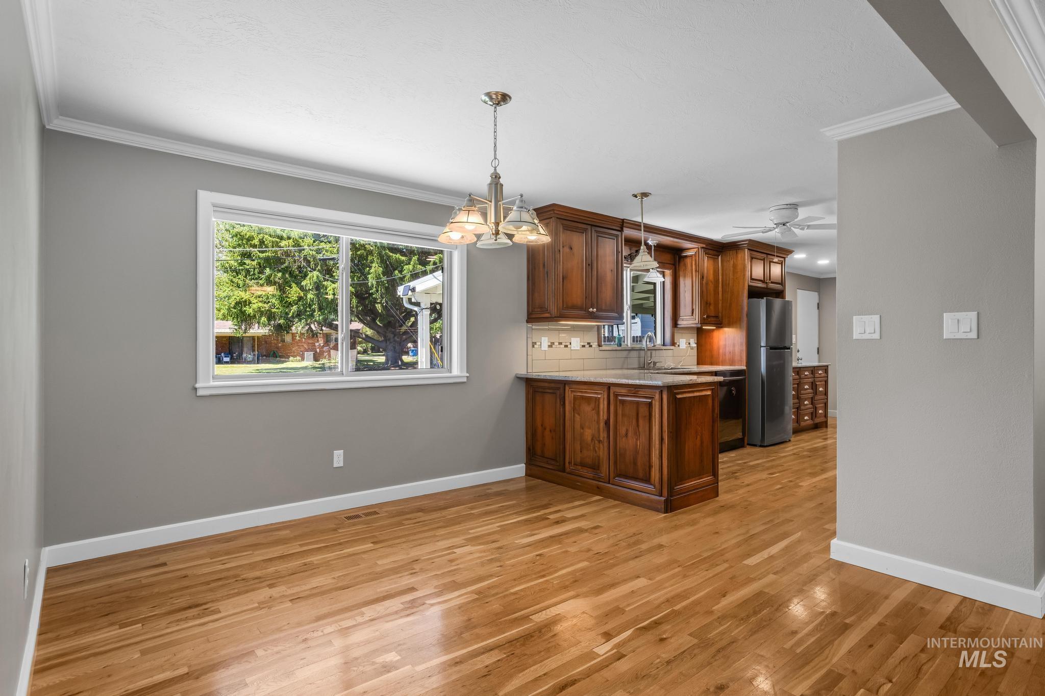 7201 W Maxwell, Boise, Idaho 83704, 5 Bedrooms, 2 Bathrooms, Residential For Sale, Price $699,900, 98989672