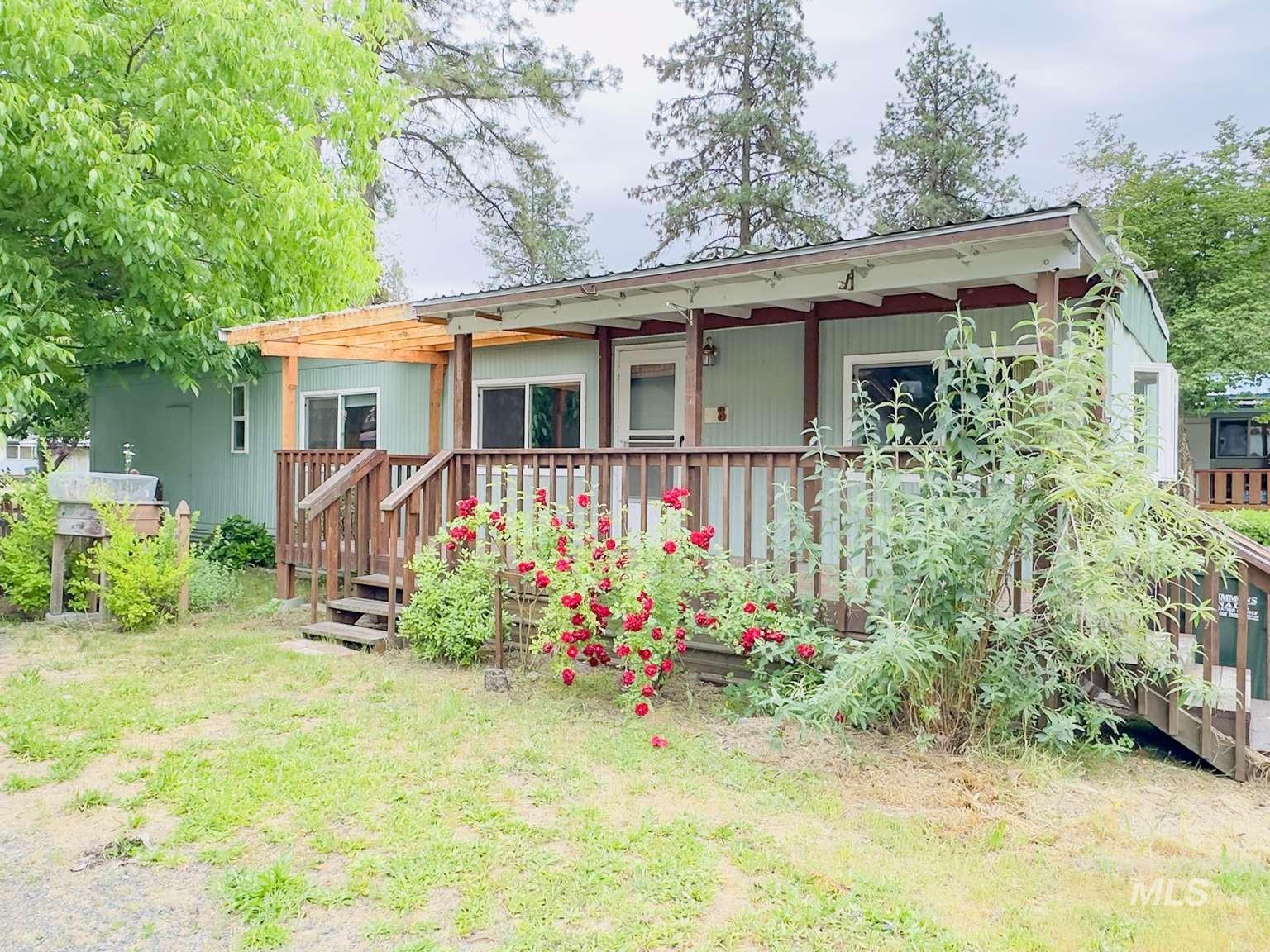 8 Bass Ln, Orofino, Idaho 83544, 2 Bedrooms, 2 Bathrooms, Residential For Sale, Price $25,000, 98989673