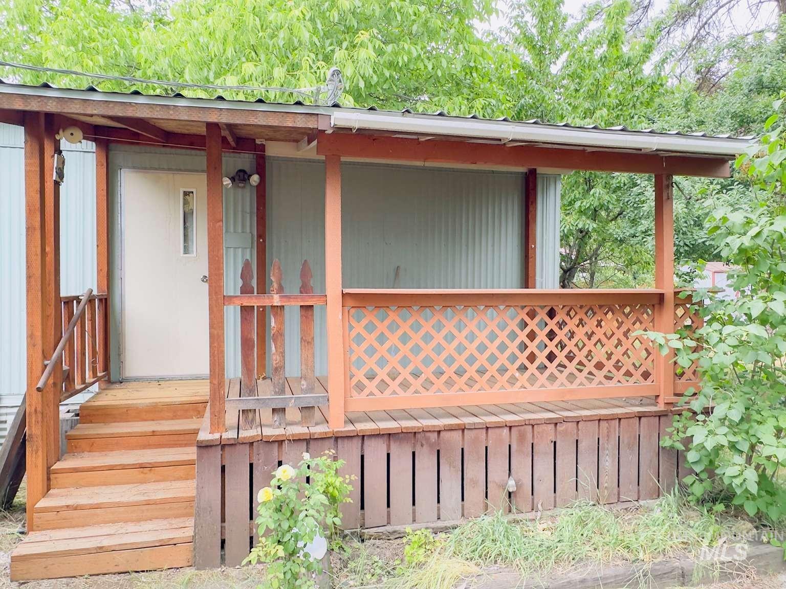 8 Bass Ln, Orofino, Idaho 83544, 2 Bedrooms, 2 Bathrooms, Residential For Sale, Price $25,000, 98989673