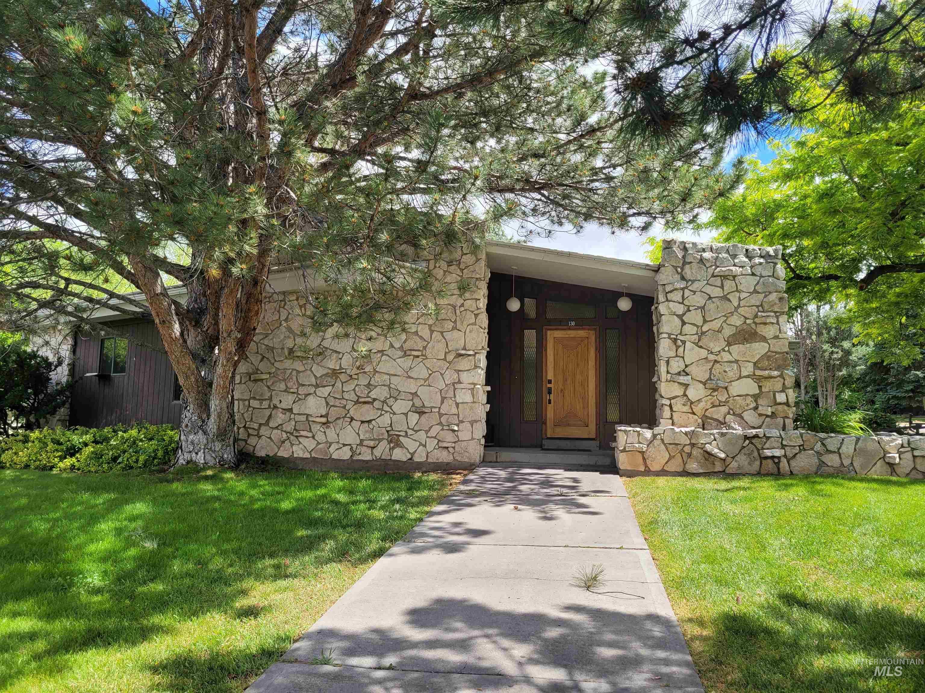 130 Princeton, Pocatello, Idaho 83201, 4 Bedrooms, 3 Bathrooms, Residential For Sale, Price $340,000, 98989675