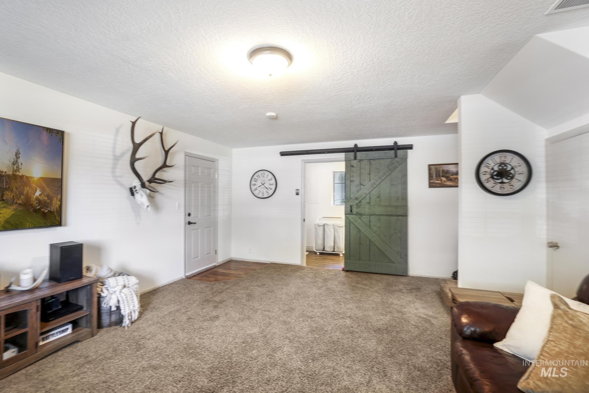 2139 Hillcrest Ln, Twin Falls, Idaho 83301-5353, 4 Bedrooms, 2.5 Bathrooms, Residential For Sale, Price $469,000, 98989679