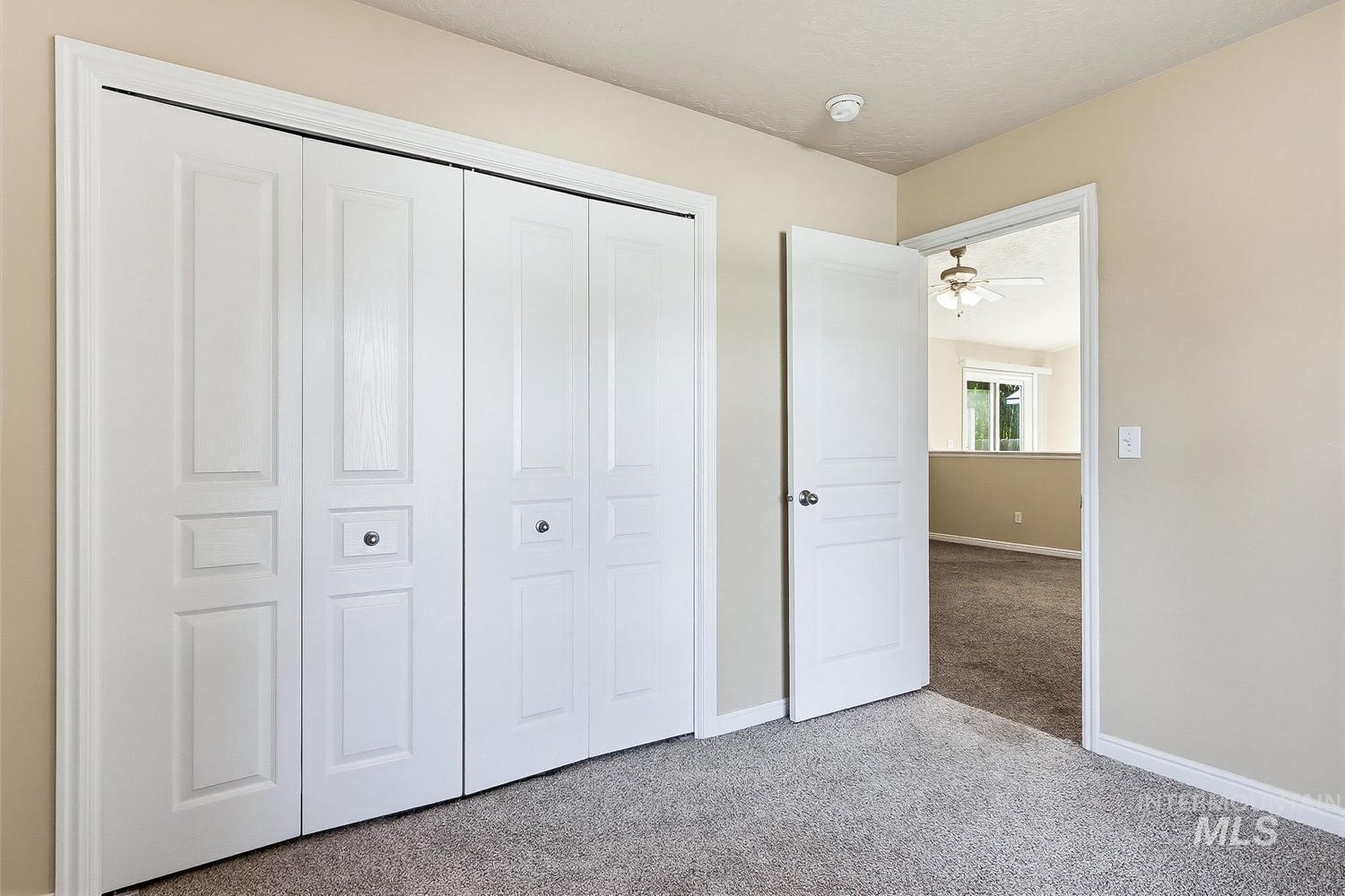 814 Sioux Ave, Emmett, Idaho 83617-4011, 3 Bedrooms, 2 Bathrooms, Residential For Sale, Price $316,000, 98989680