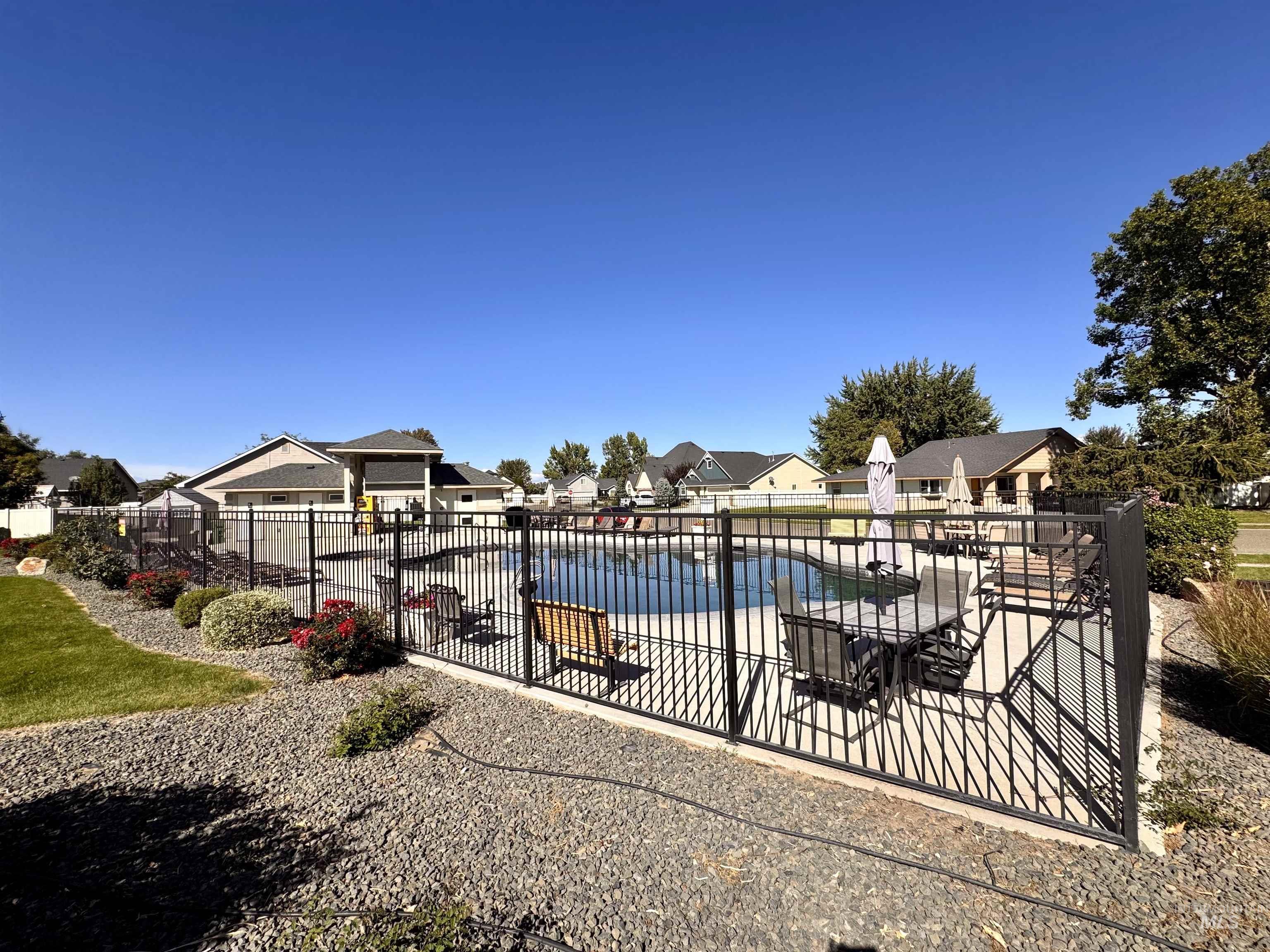 555 Syringa Falls Ct, Fruitland, Idaho 83619, 4 Bedrooms, 3 Bathrooms, Residential For Sale, Price $509,900, 98989681