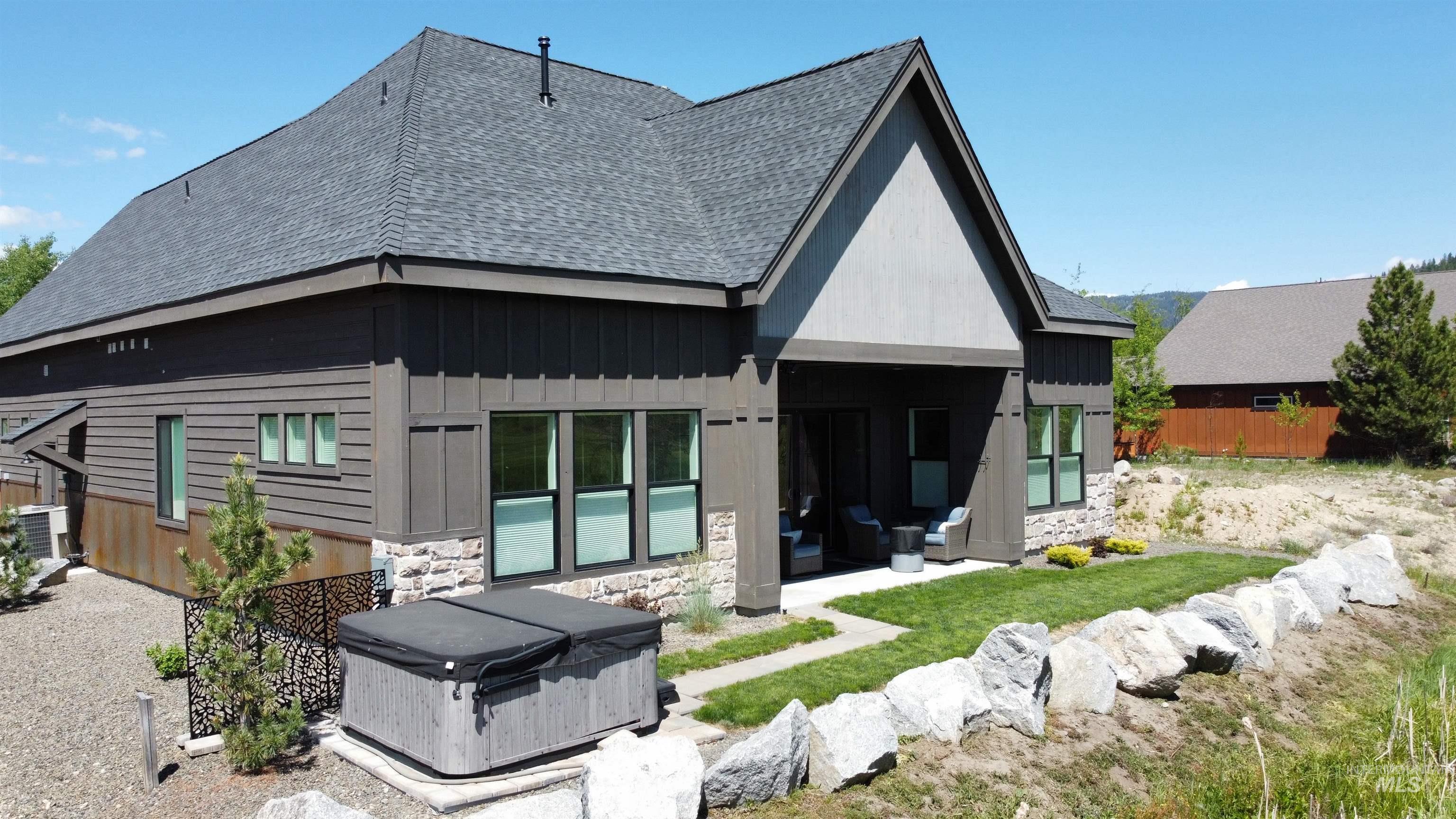 1452 Mountain Meadow Dr., McCall, Idaho 83638, 4 Bedrooms, 3 Bathrooms, Residential For Sale, Price $1,450,000, 98989686