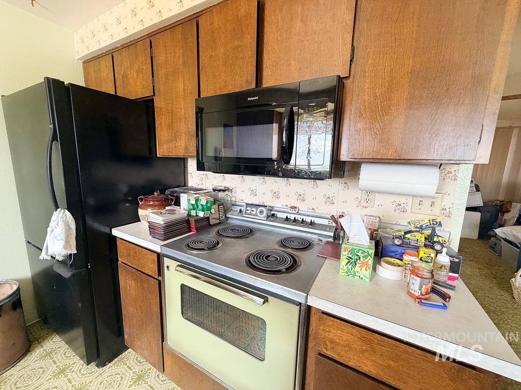 7060 S Valley Heights Drive, Boise, Idaho 83709, 3 Bedrooms, 1 Bathroom, Residential For Sale, Price $335,000, 98989687