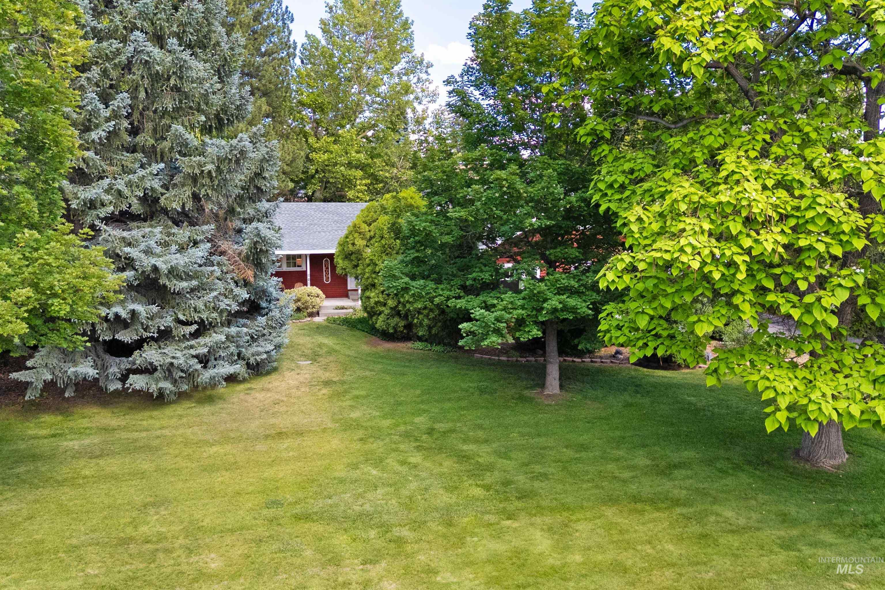 346 Buchanan St., Twin Falls, Idaho 83301, 4 Bedrooms, 2 Bathrooms, Residential For Sale, Price $365,000, 98989689