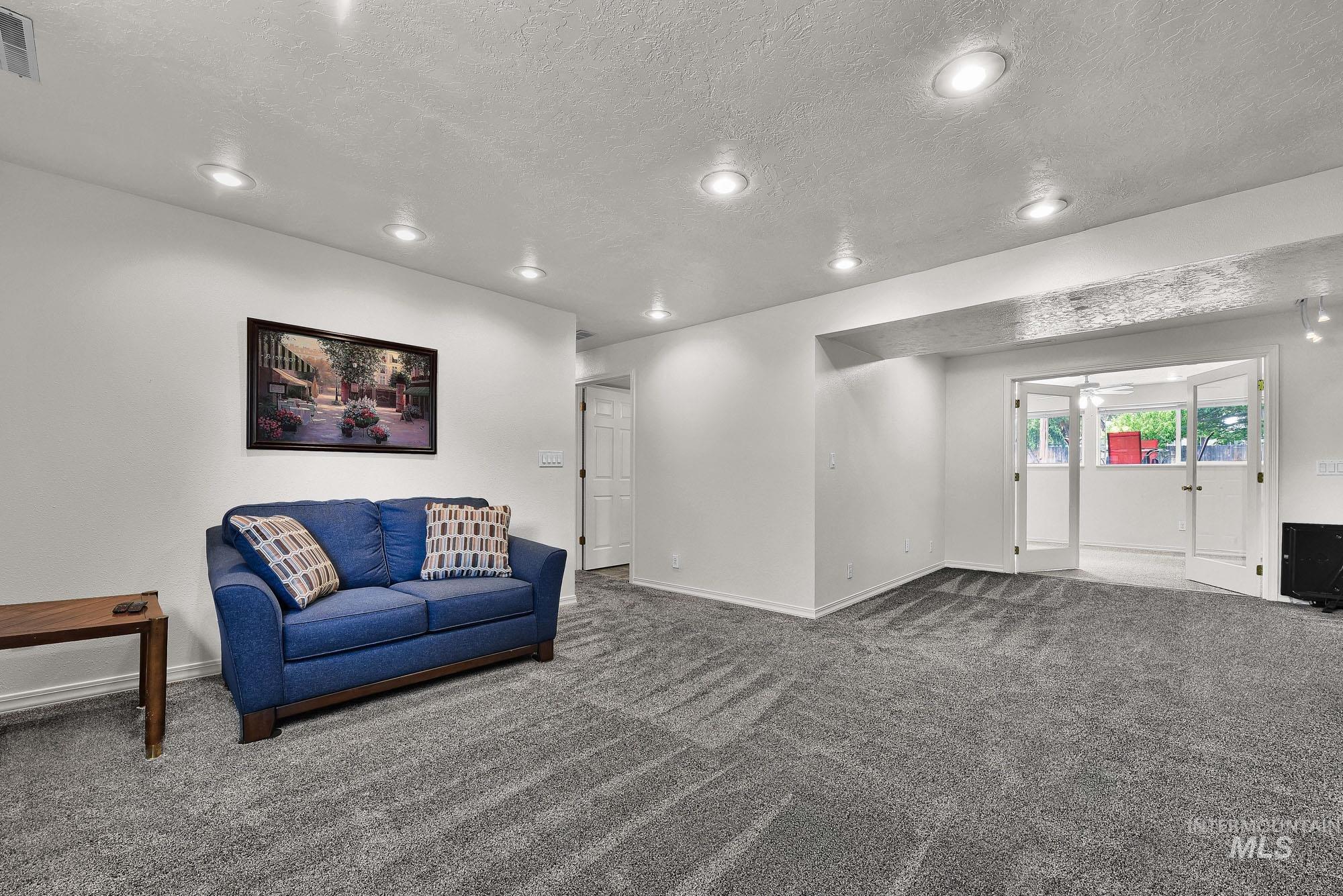 2911 S Holden Ave, Boise, Idaho 83706, 5 Bedrooms, 2 Bathrooms, Residential For Sale, Price $749,000, 98989691