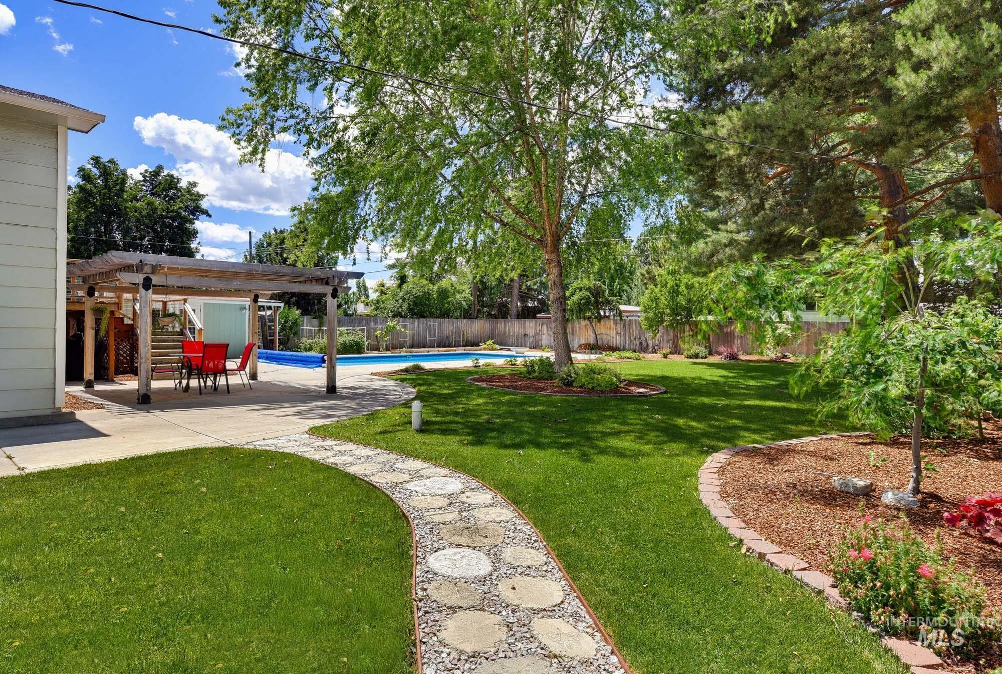2911 S Holden Ave, Boise, Idaho 83706, 5 Bedrooms, 2 Bathrooms, Residential For Sale, Price $749,000, 98989691
