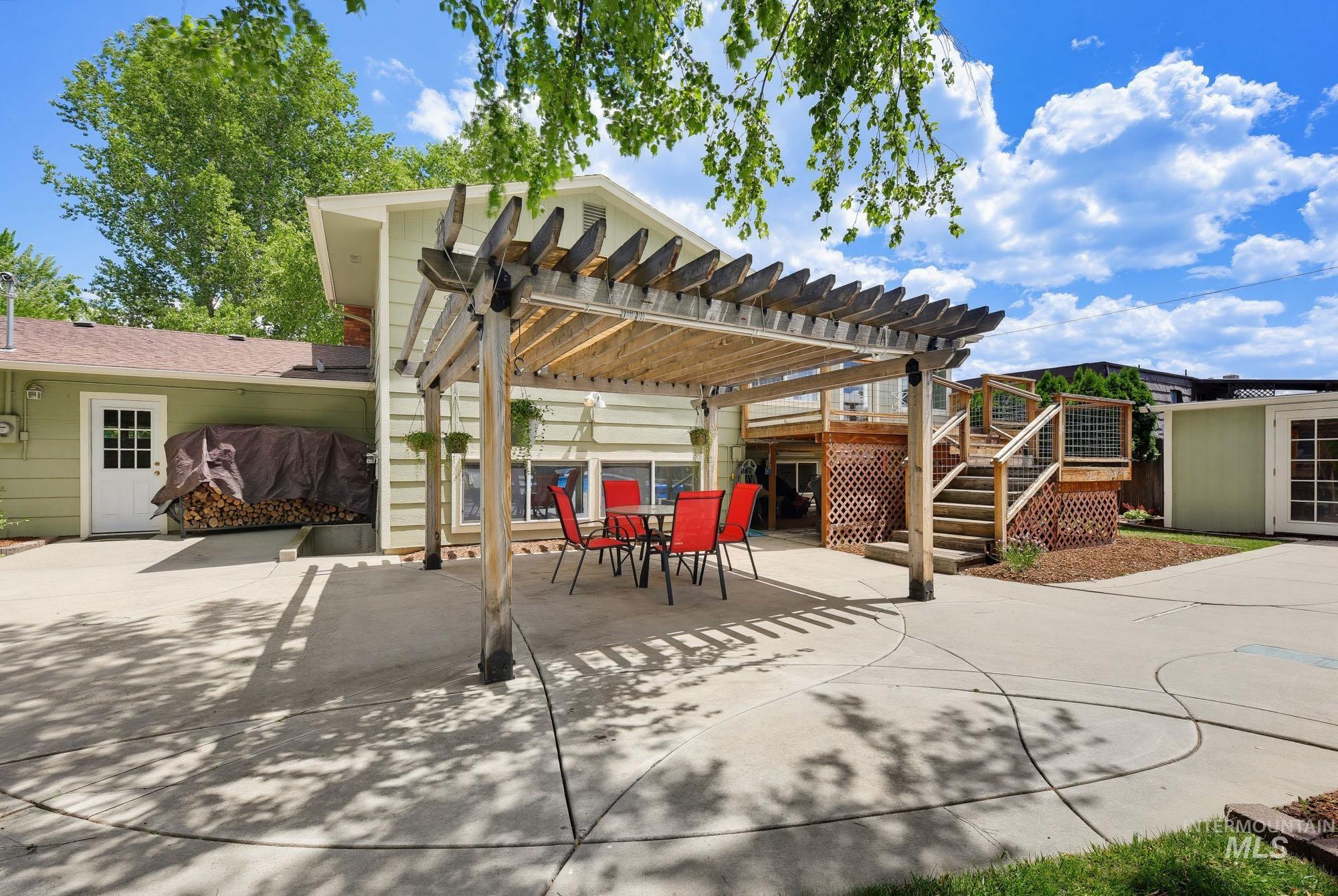 2911 S Holden Ave, Boise, Idaho 83706, 5 Bedrooms, 2 Bathrooms, Residential For Sale, Price $749,000, 98989691