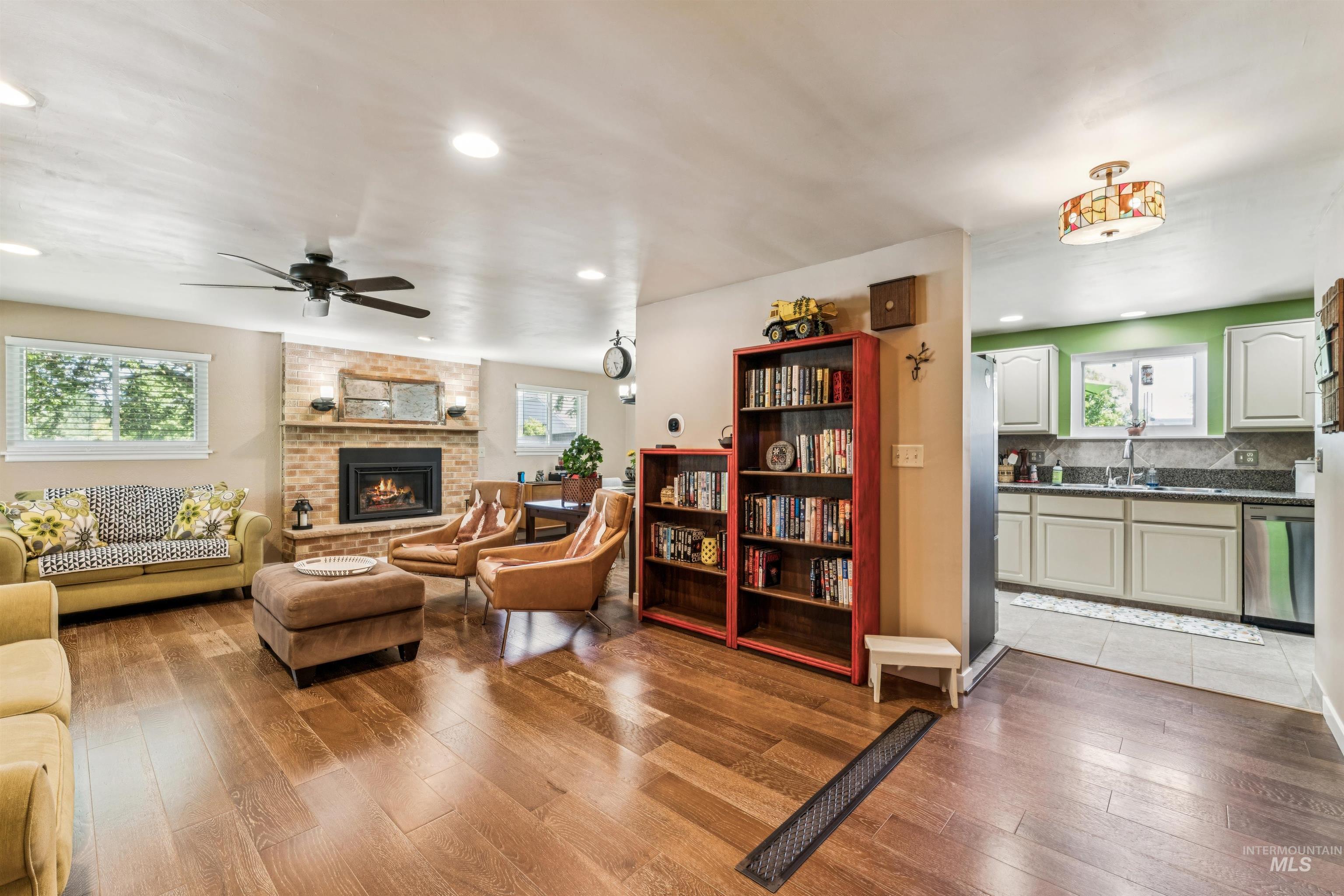 2175 E Karen Drive, Meridian, Idaho 83646, 3 Bedrooms, 2 Bathrooms, Residential For Sale, Price $875,000, 98989692