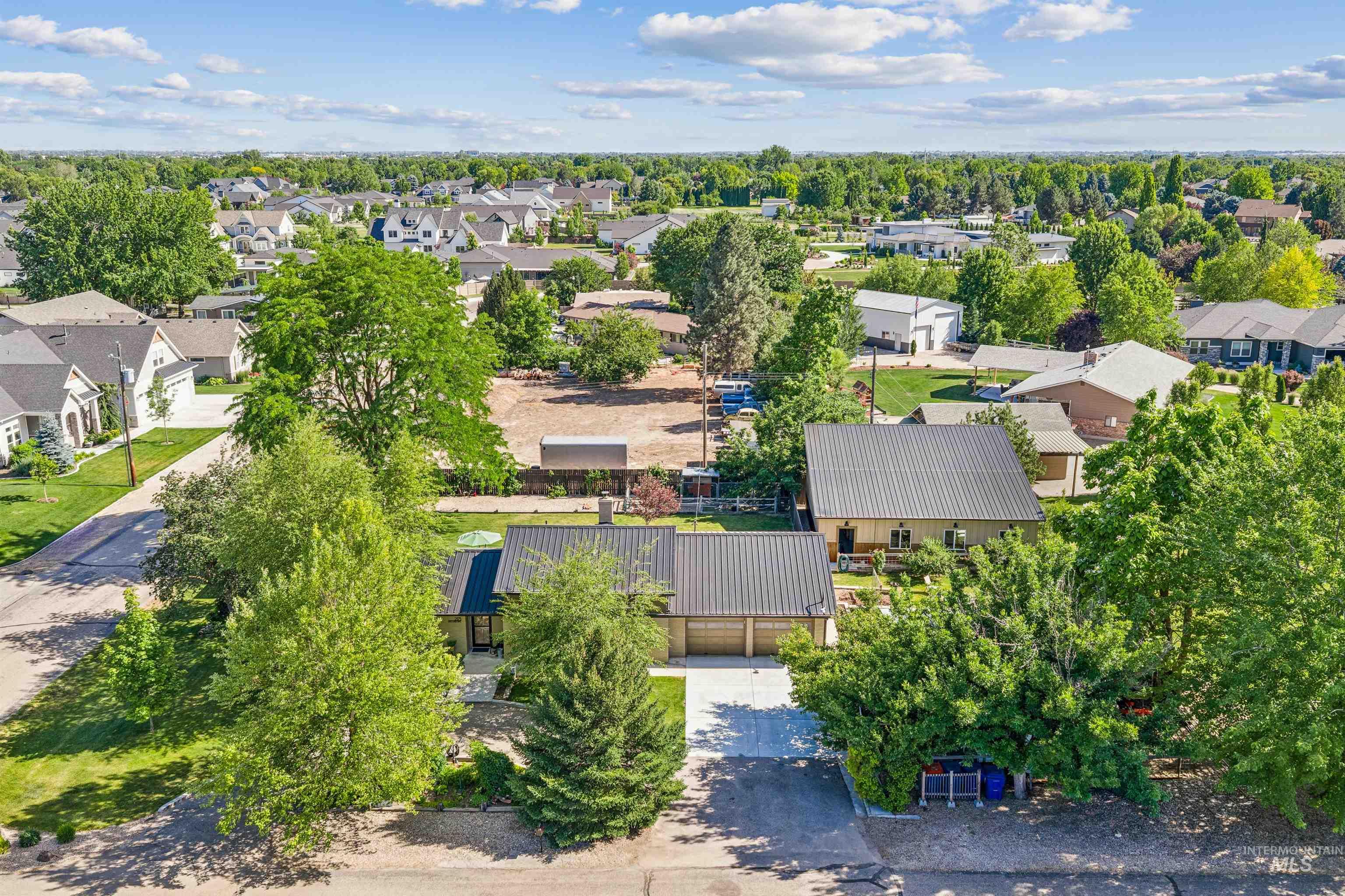 2175 E Karen Drive, Meridian, Idaho 83646, 3 Bedrooms, 2 Bathrooms, Residential For Sale, Price $934,900,MLS 98989692