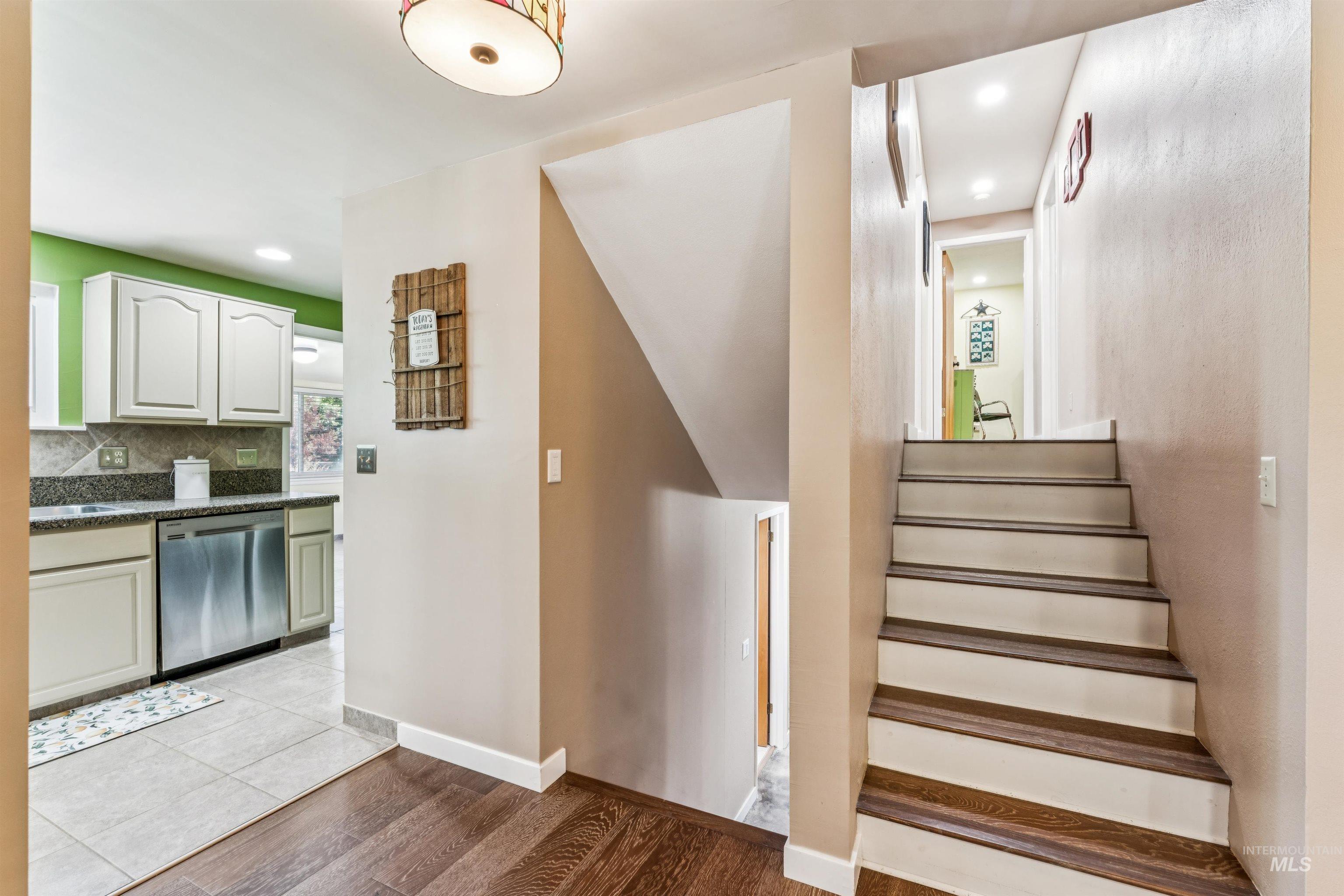 2175 E Karen Drive, Meridian, Idaho 83646, 3 Bedrooms, 2 Bathrooms, Residential For Sale, Price $875,000, 98989692