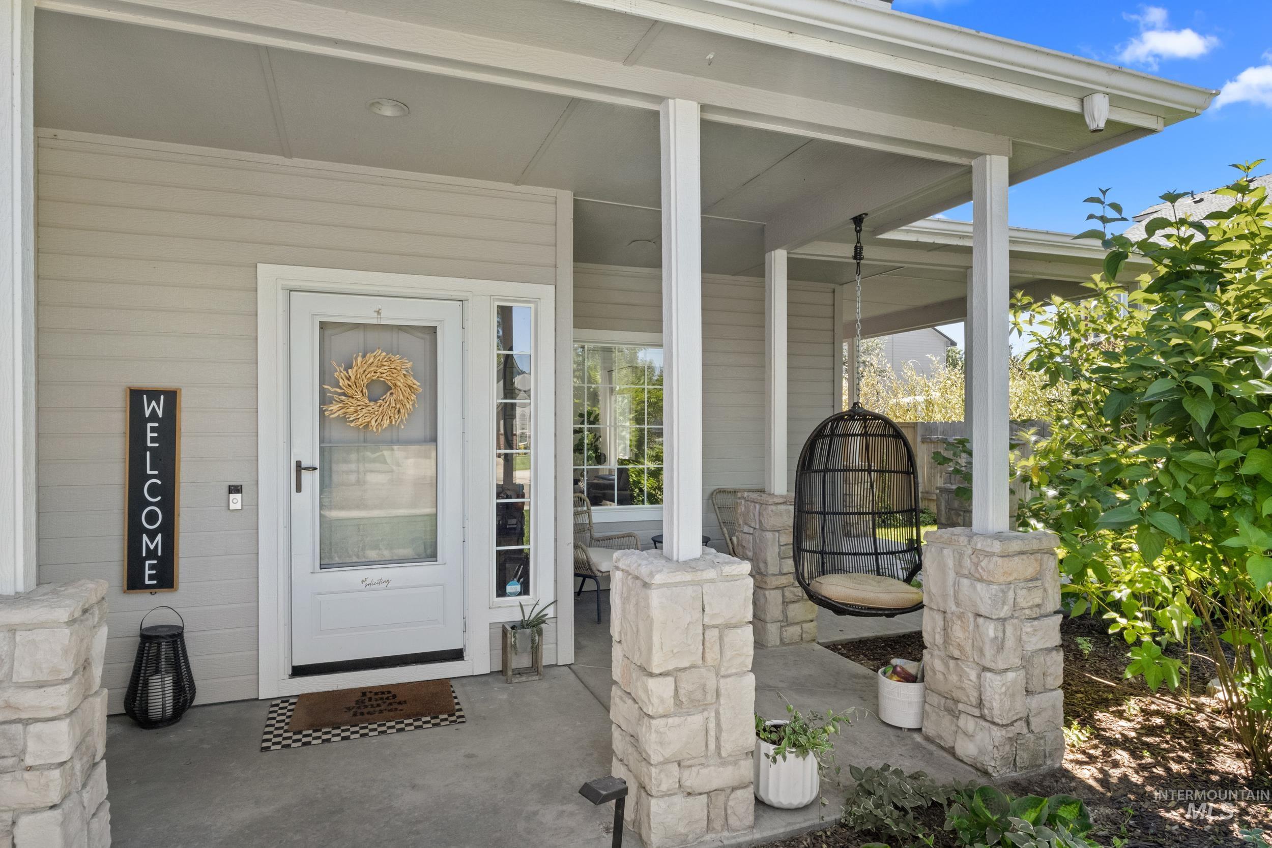 1935 W Parkstone St, Meridian, Idaho 83646, 4 Bedrooms, 2.5 Bathrooms, Residential For Sale, Price $550,000, 98989693