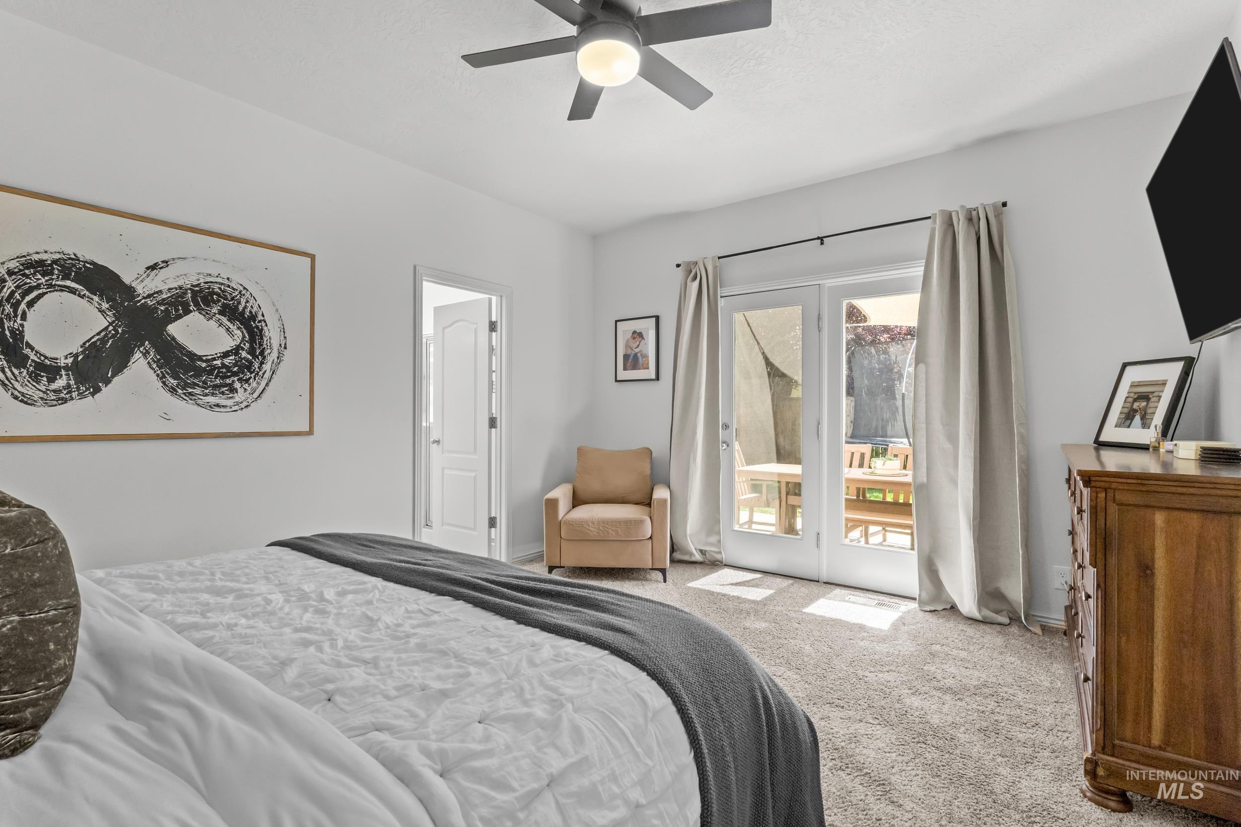 1935 W Parkstone St, Meridian, Idaho 83646, 4 Bedrooms, 2.5 Bathrooms, Residential For Sale, Price $550,000, 98989693