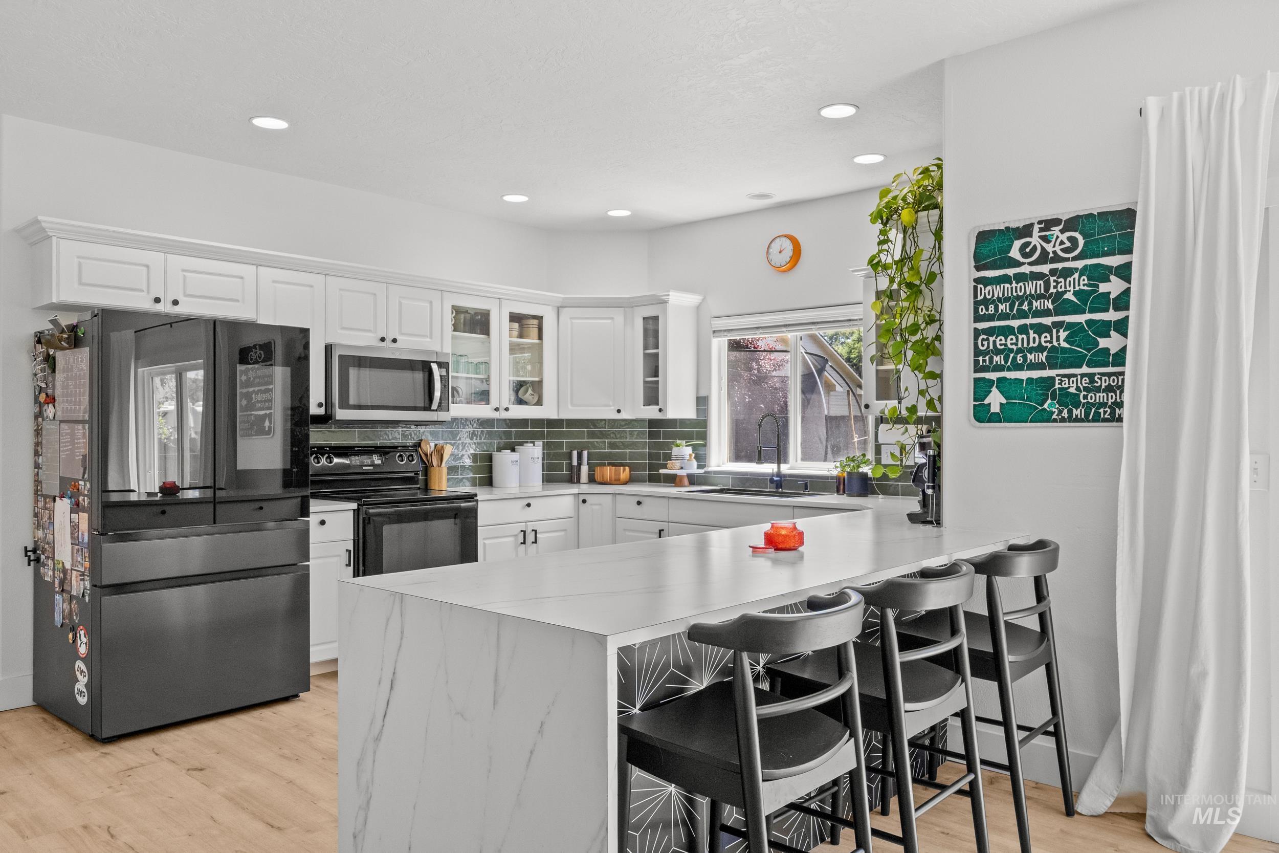 1935 W Parkstone St, Meridian, Idaho 83646, 4 Bedrooms, 2.5 Bathrooms, Residential For Sale, Price $550,000, 98989693