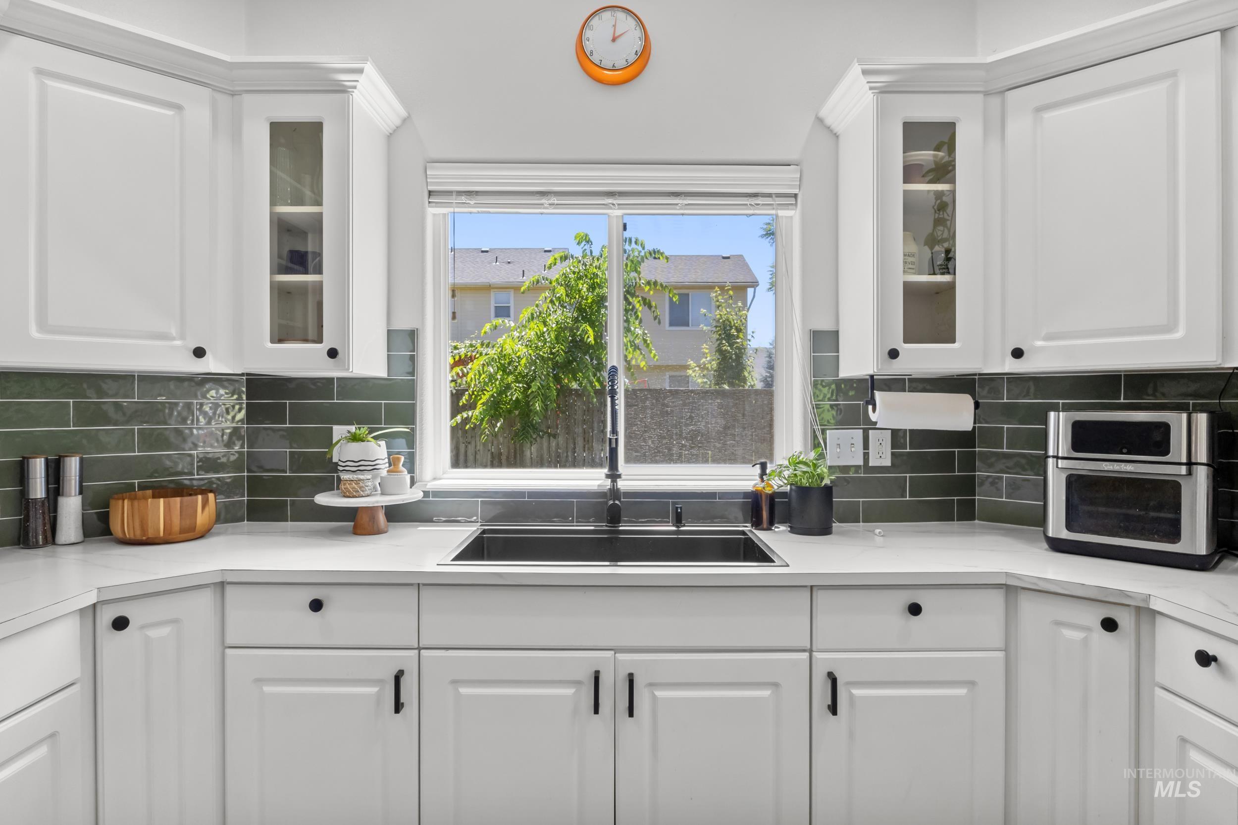 1935 W Parkstone St, Meridian, Idaho 83646, 4 Bedrooms, 2.5 Bathrooms, Residential For Sale, Price $550,000, 98989693