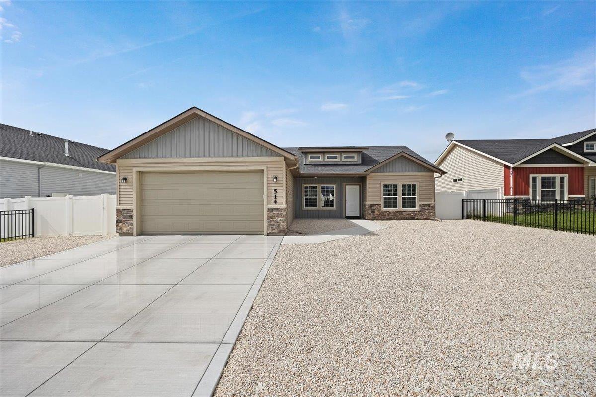514 21st Ave E, Jerome, Idaho 83338, 3 Bedrooms, 2 Bathrooms, Residential For Sale, Price $342,000,MLS 98989697