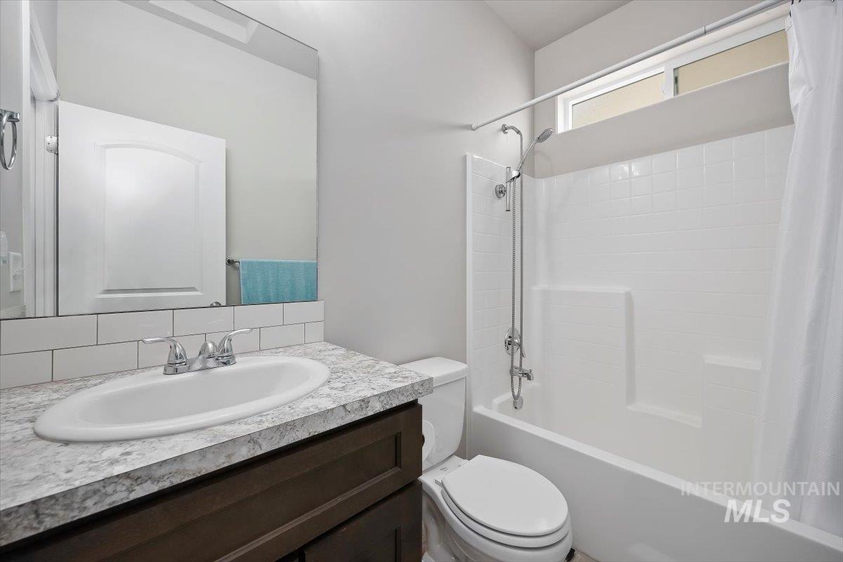 514 21st Ave E, Jerome, Idaho 83338, 3 Bedrooms, 2 Bathrooms, Residential For Sale, Price $342,000,MLS 98989697