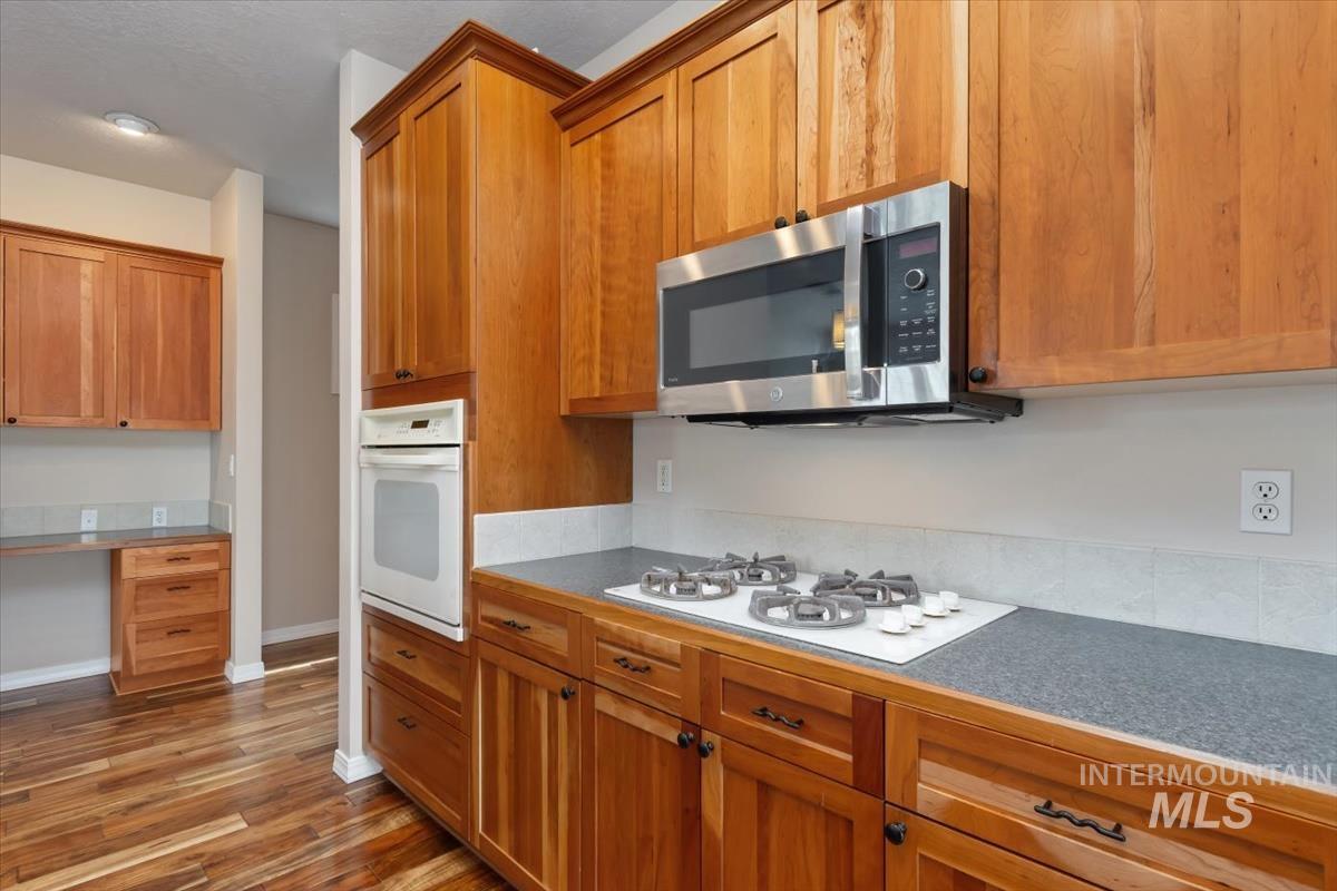 326 W Highland St, Boise, Idaho 83706-3924, 3 Bedrooms, 3.5 Bathrooms, Residential For Sale, Price $665,000,MLS 98989698