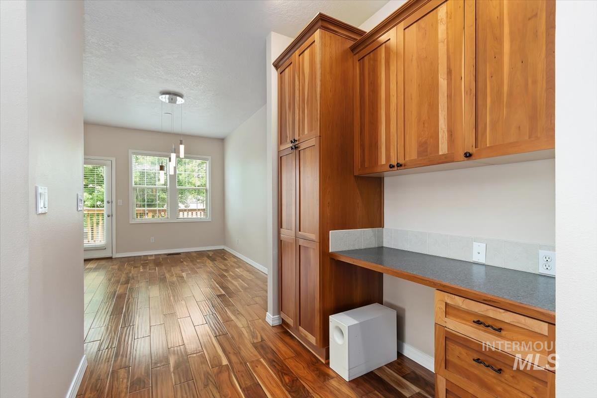 326 W Highland St, Boise, Idaho 83706-3924, 3 Bedrooms, 3.5 Bathrooms, Residential For Sale, Price $665,000,MLS 98989698