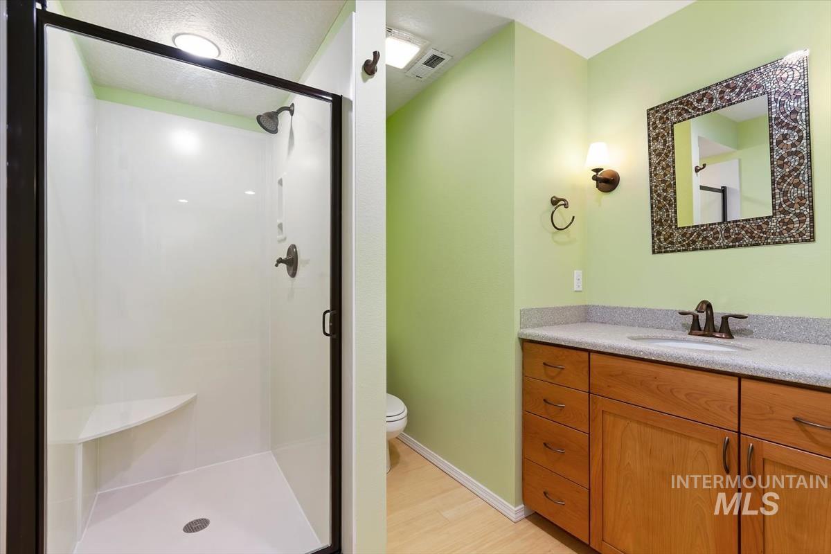 326 W Highland St, Boise, Idaho 83706-3924, 3 Bedrooms, 3.5 Bathrooms, Residential For Sale, Price $665,000,MLS 98989698