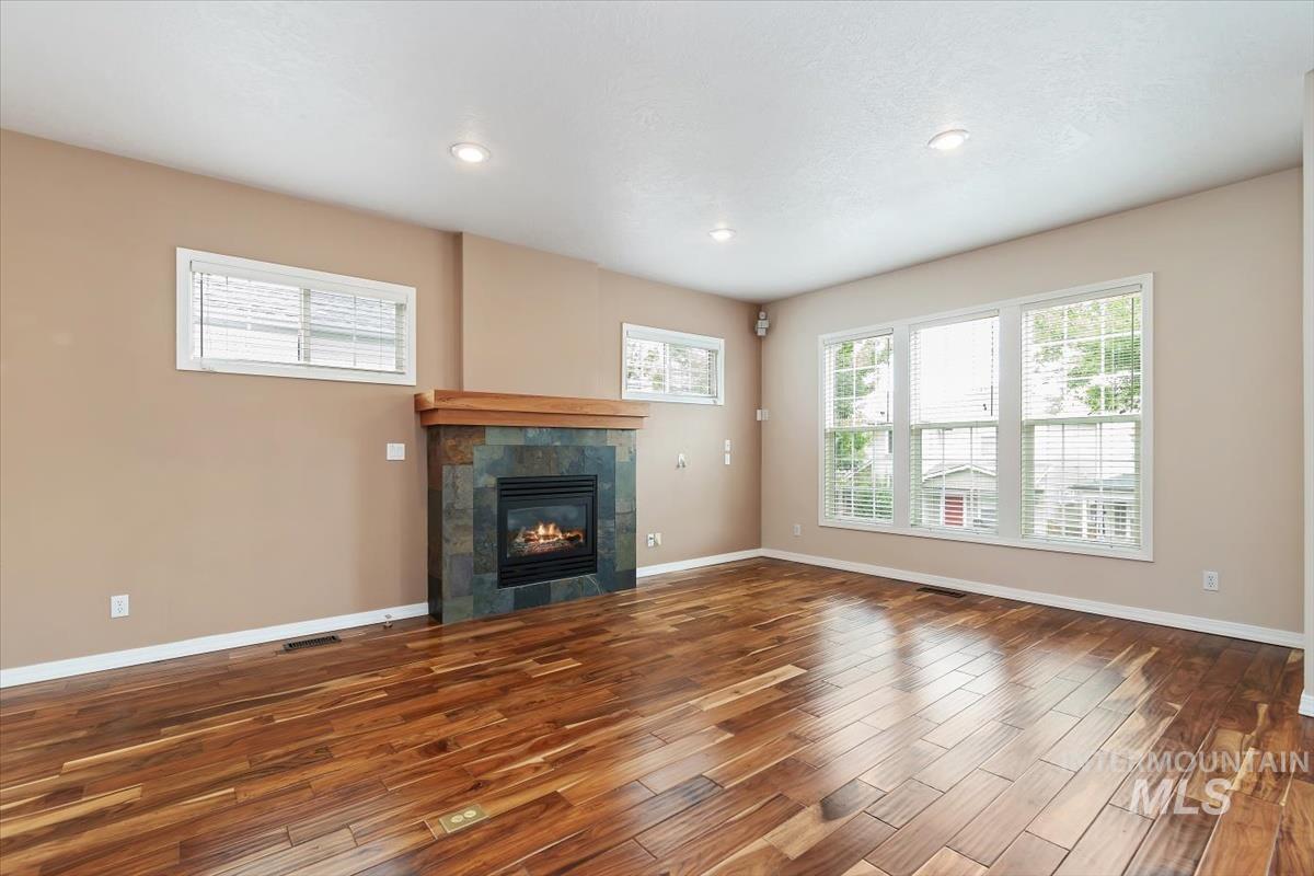 326 W Highland St, Boise, Idaho 83706-3924, 3 Bedrooms, 3.5 Bathrooms, Residential For Sale, Price $665,000,MLS 98989698