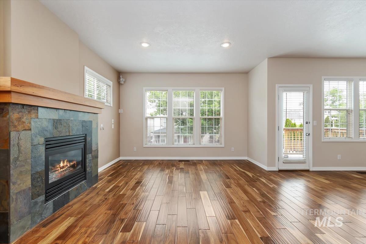 326 W Highland St, Boise, Idaho 83706-3924, 3 Bedrooms, 3.5 Bathrooms, Residential For Sale, Price $665,000,MLS 98989698