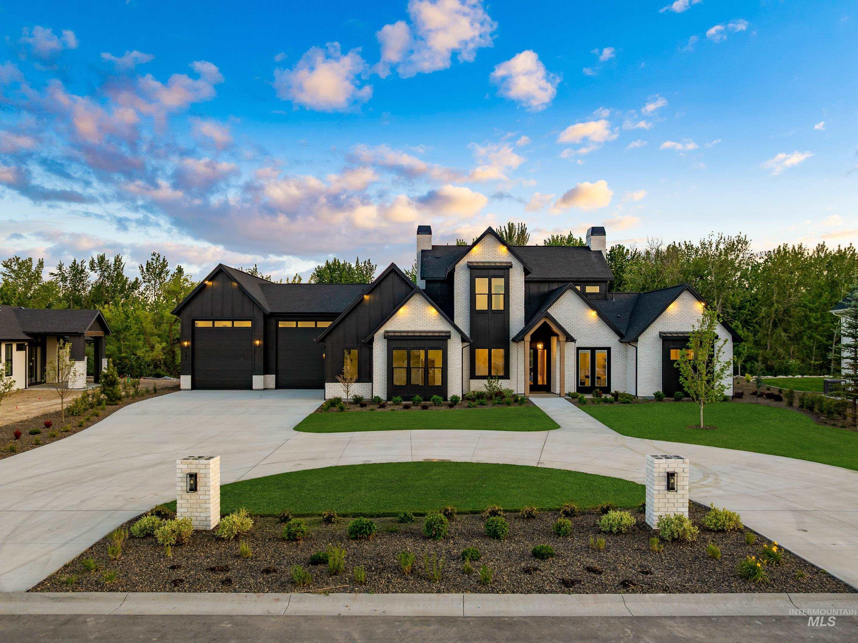 781 Watkins St, Middleton, Idaho 83644, 4 Bedrooms, 4 Bathrooms, Residential For Sale, Price $1,749,000,MLS 98989703