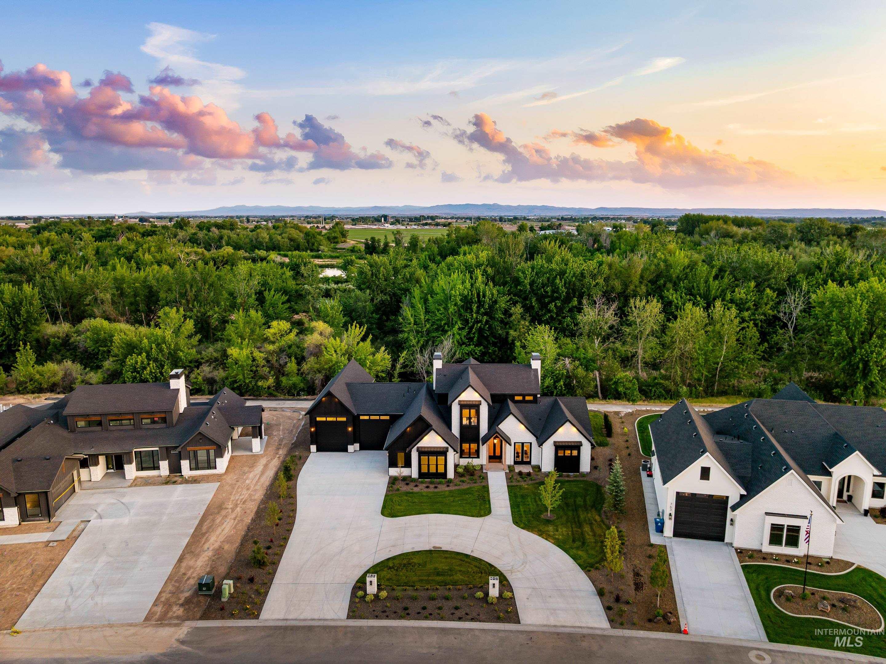 781 Watkins St, Middleton, Idaho 83644, 4 Bedrooms, 4 Bathrooms, Residential For Sale, Price $1,849,900, 98989703
