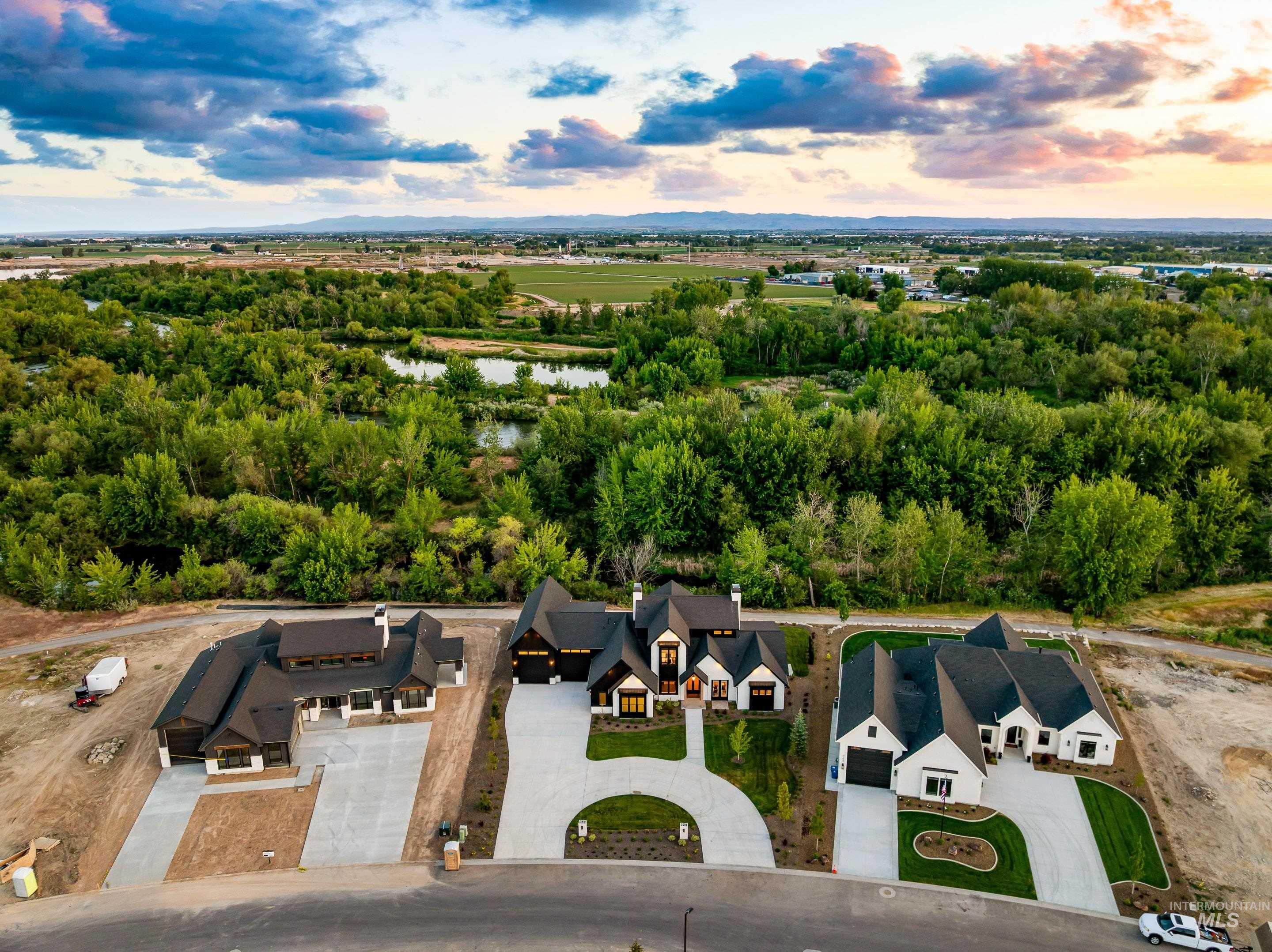 781 Watkins St, Middleton, Idaho 83644, 4 Bedrooms, 4 Bathrooms, Residential For Sale, Price $1,849,900, 98989703