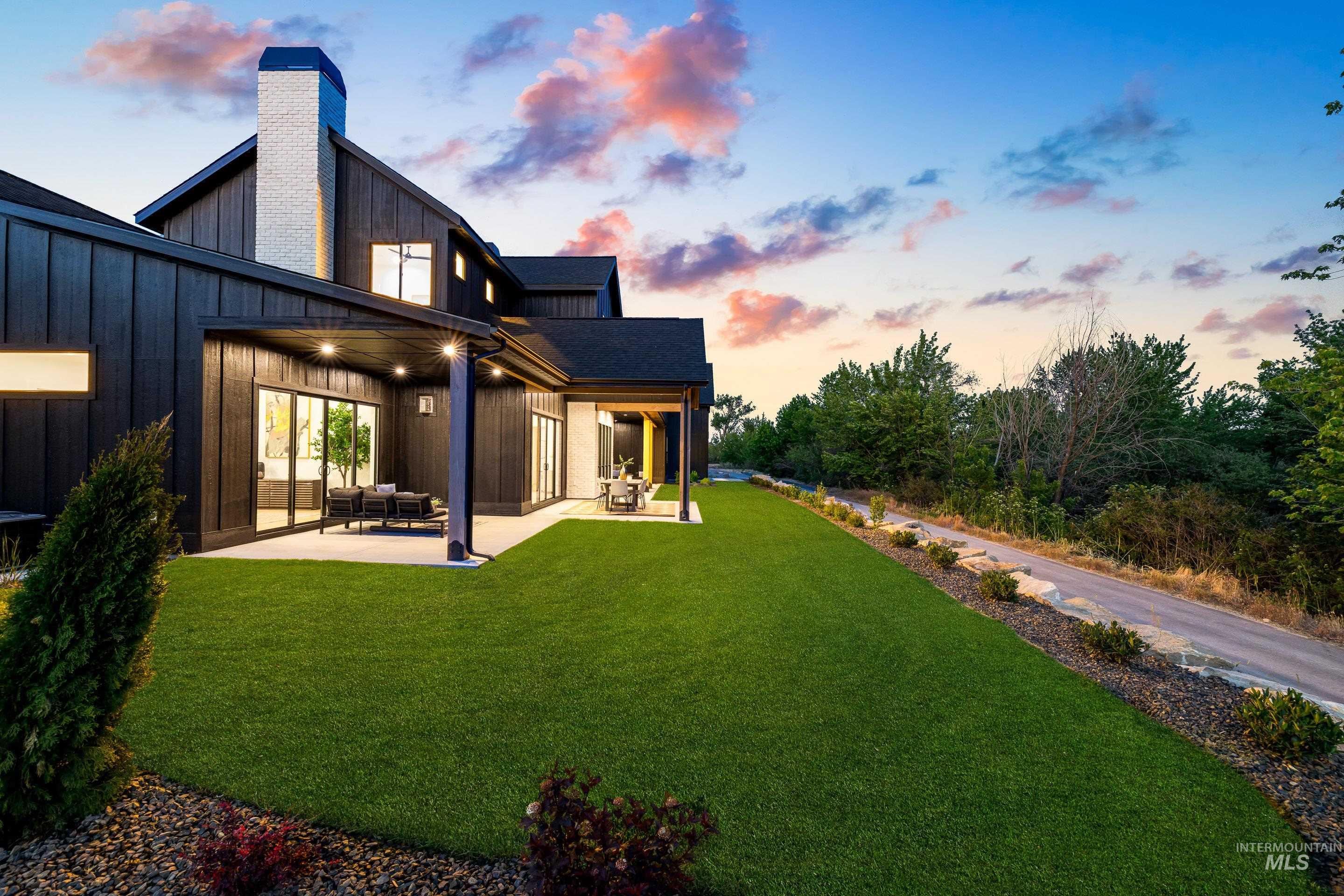 781 Watkins St, Middleton, Idaho 83644, 4 Bedrooms, 4 Bathrooms, Residential For Sale, Price $1,849,900, 98989703