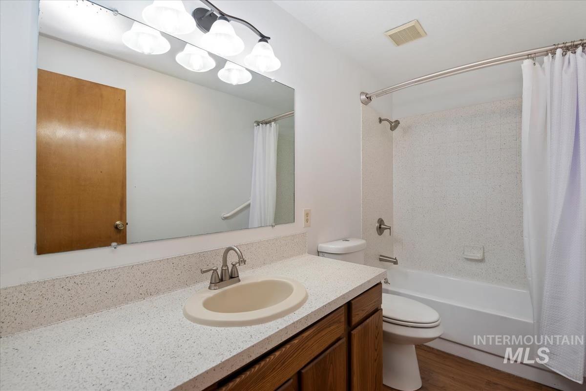 14961 Eagle Dr, Caldwell, Idaho 83607-7657, 3 Bedrooms, 2 Bathrooms, Residential For Sale, Price $489,900, 98989706